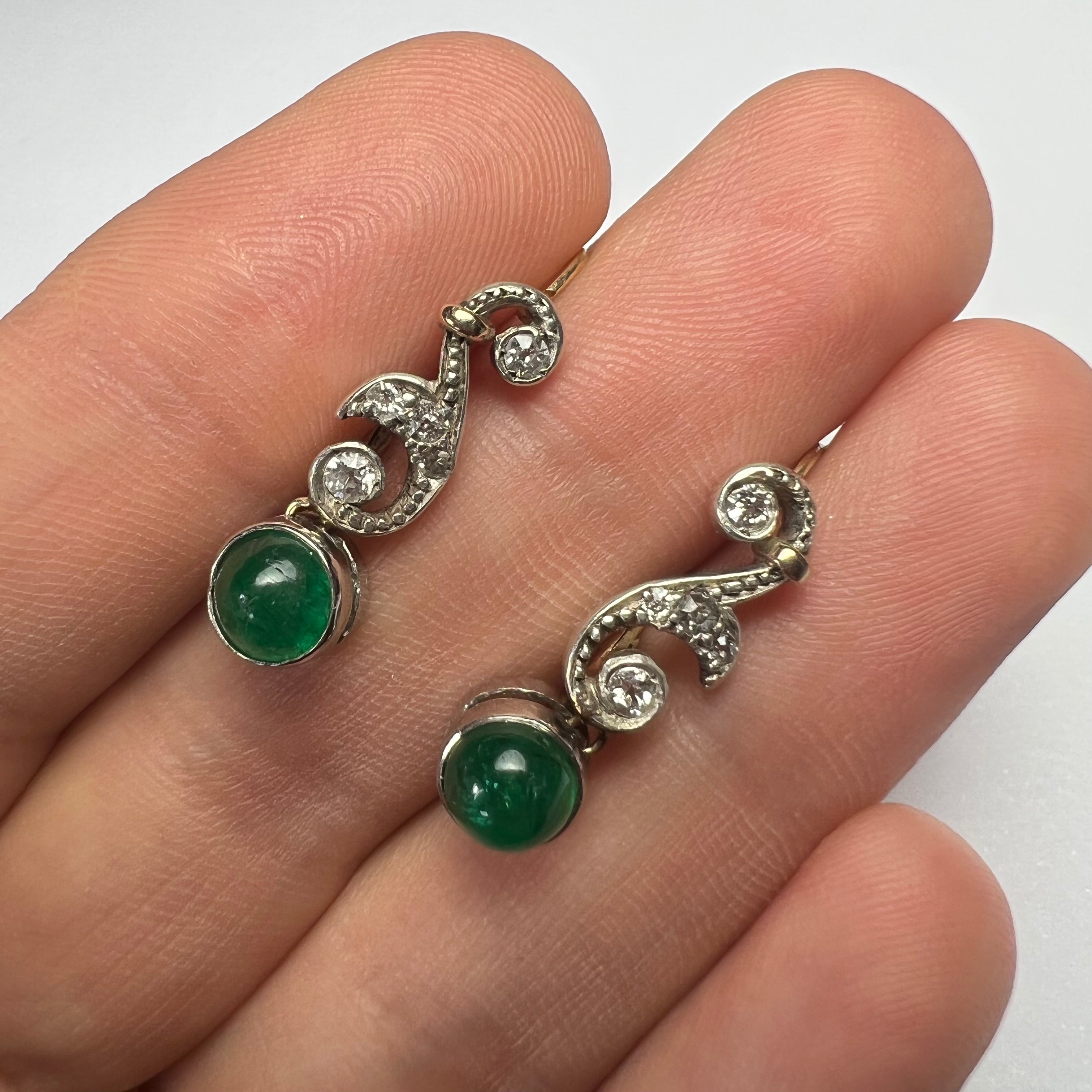 Antique 14K White Gold Diamond & Emerald Dangle Drop Earrings .98'