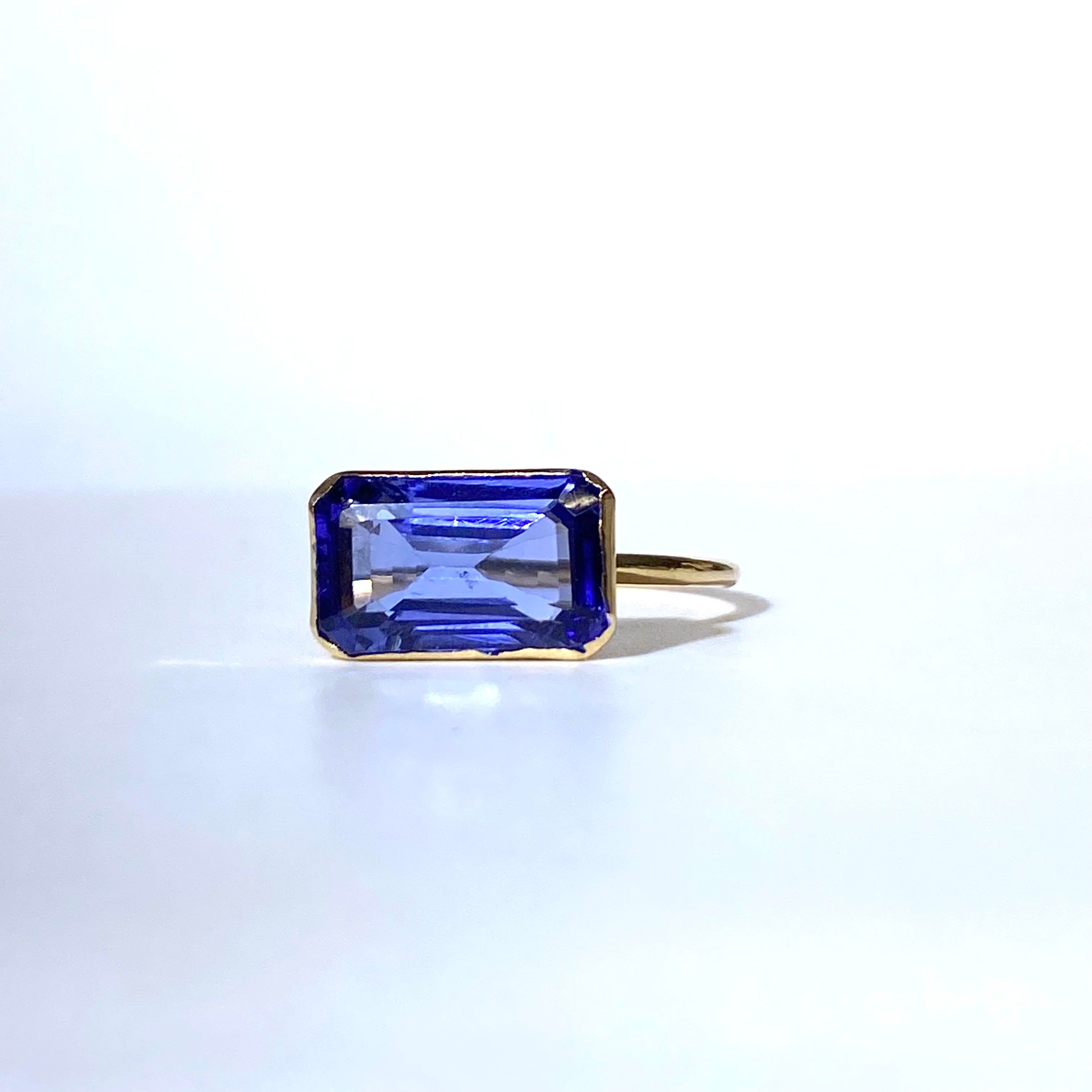 2.8CT Tanzanite 18K Yellow Gold Solitaire Stacking Ring Size 5