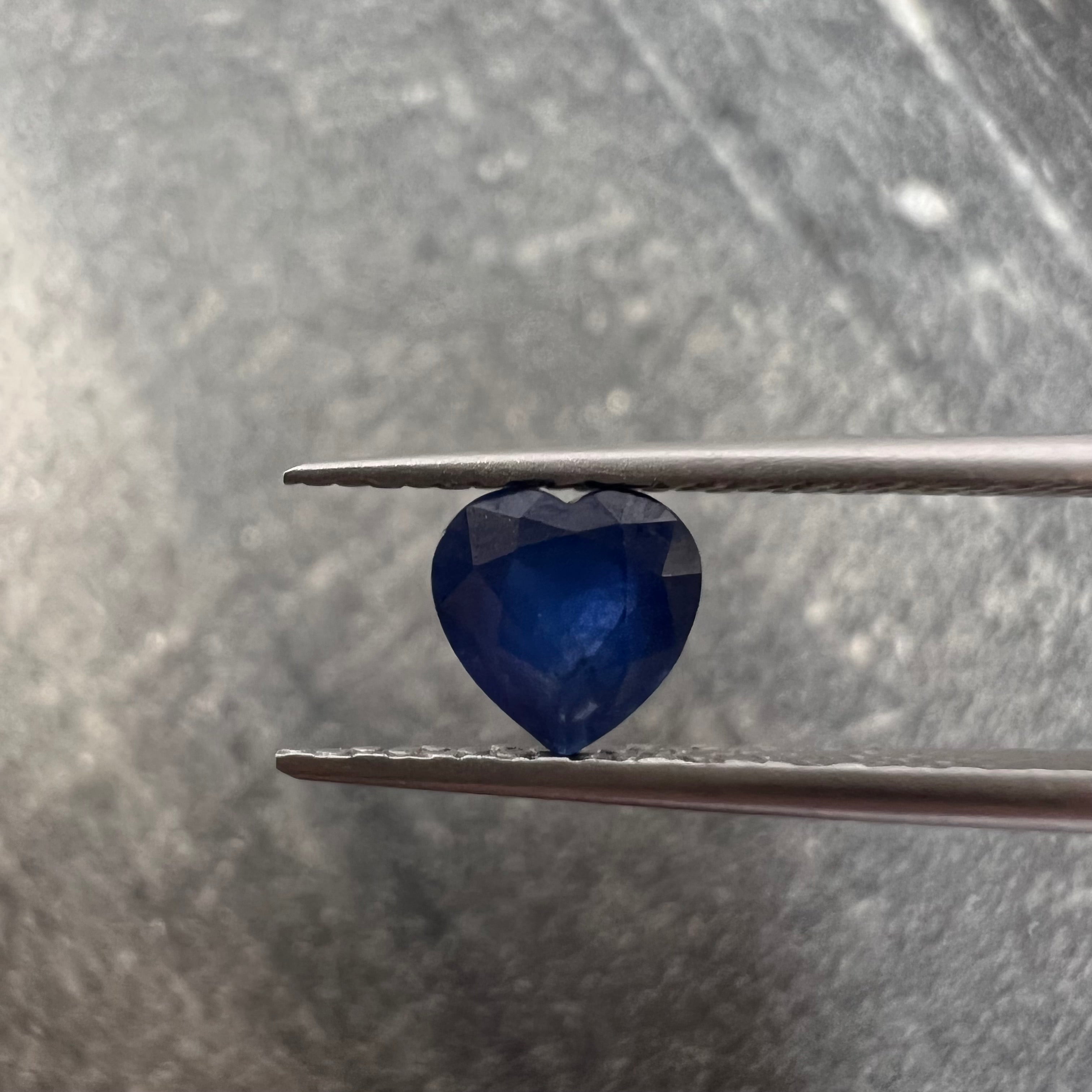 .71CT Loose Natural Heart Sapphire 5.00x5.09x3.20mm Earth mined Gemstone