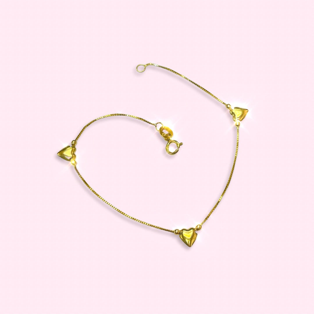 7” 14K Yellow Gold Heart Station Chain Bracelet