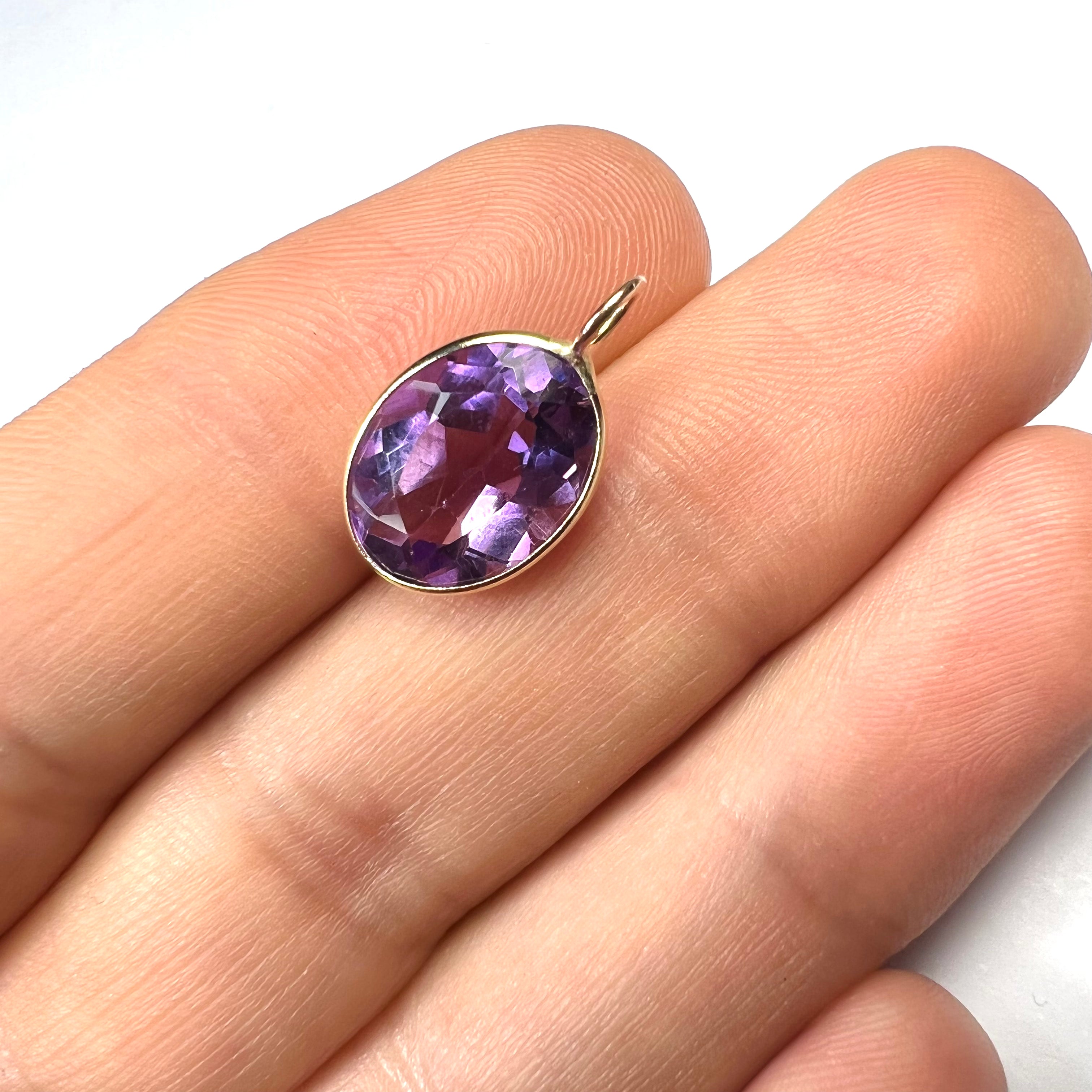 4.27CT Natural Oval Violet Amethyst 14K Yellow Gold Pendant Charm 17x10mm