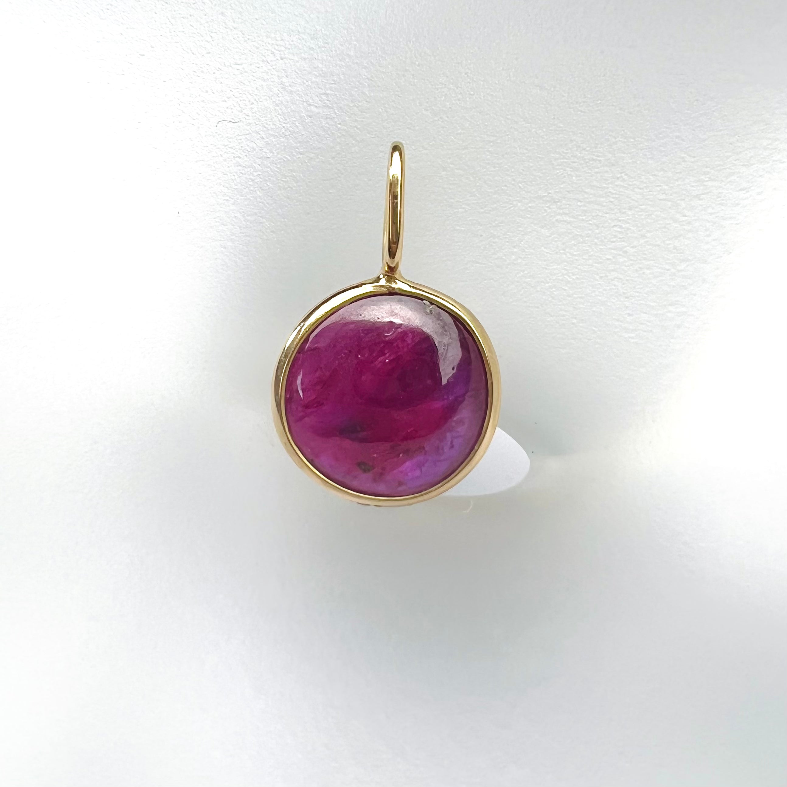 5CT Cabochon Pink Tourmaline in 18K Yellow Gold Charm Pendant 18x11mm