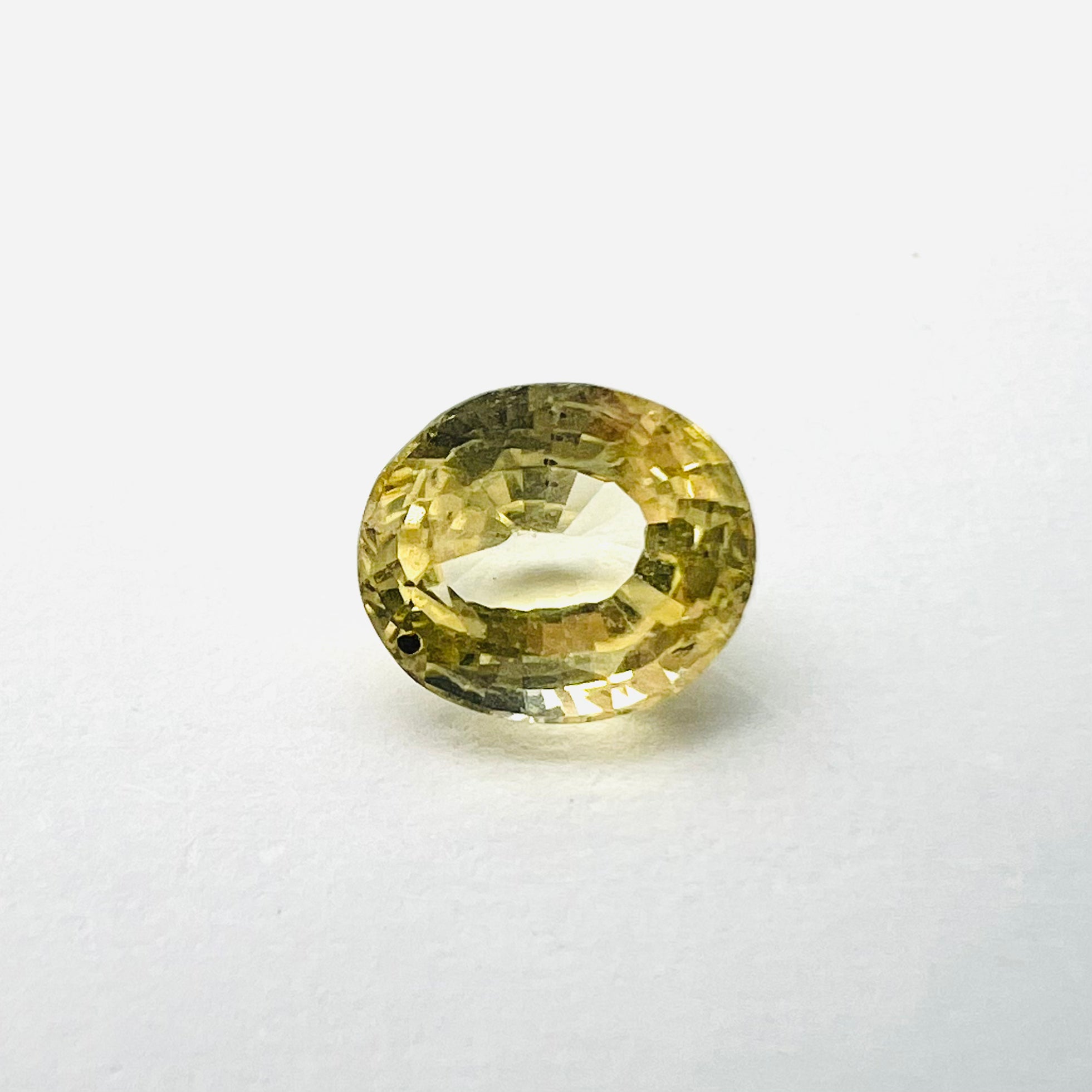 .94CTW Loose Oval Yellow Sapphire 5.6x4.9x3.8mm Earth mined Gemstone