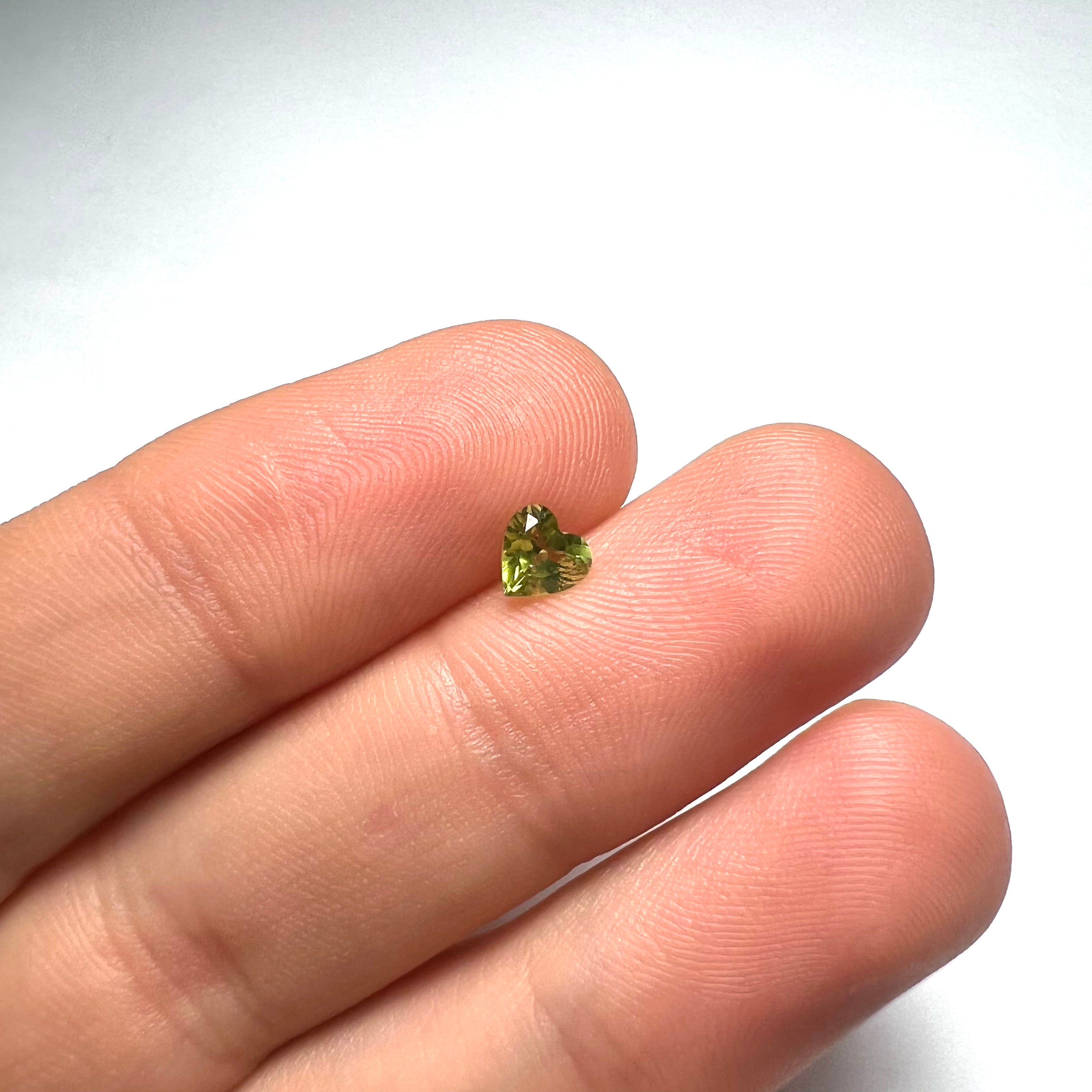 .40CT Loose Natural Heart Cut Peridot 5x3mm Earth mined Gemstone