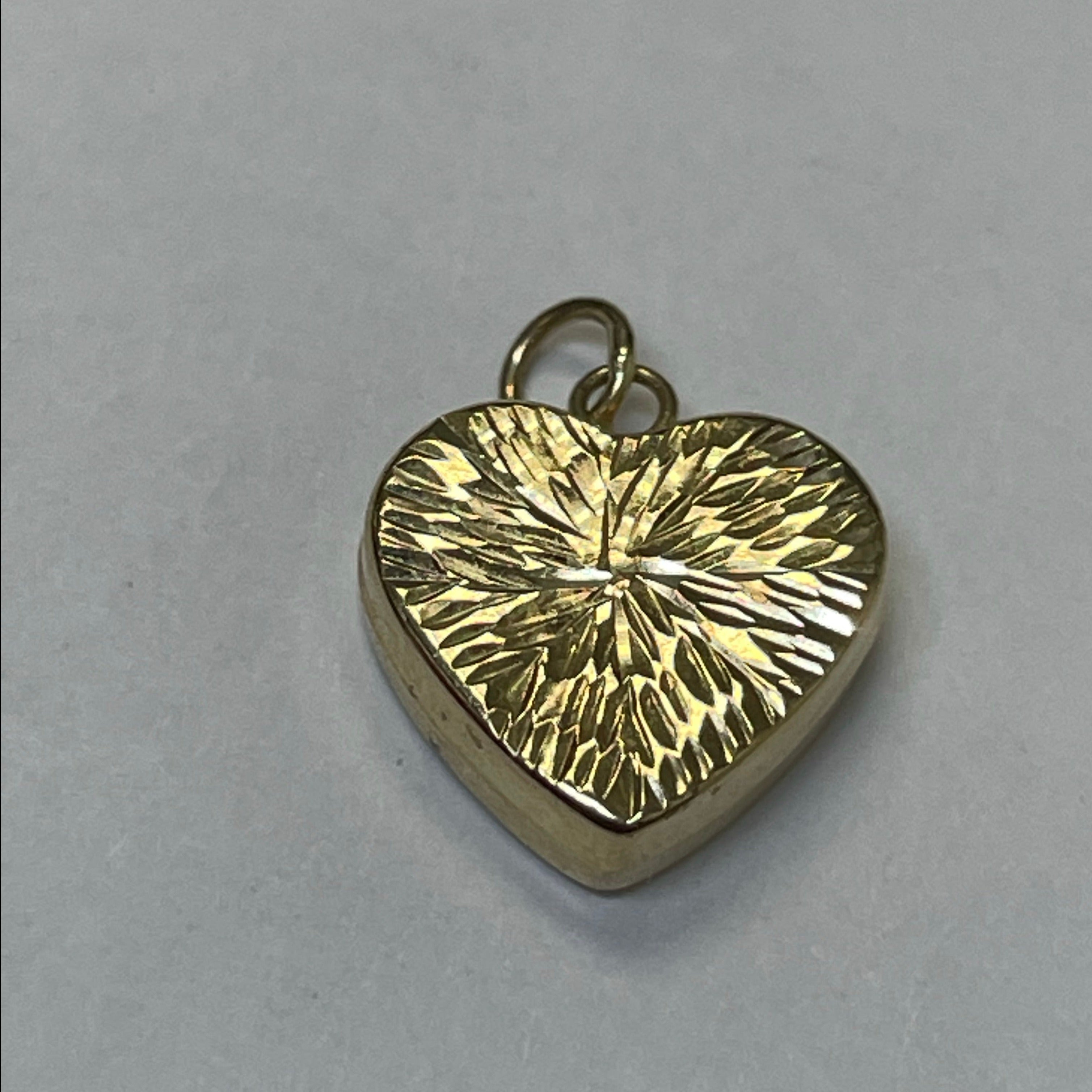 14K Yellow Gold Puffy Heart Pendant Charm