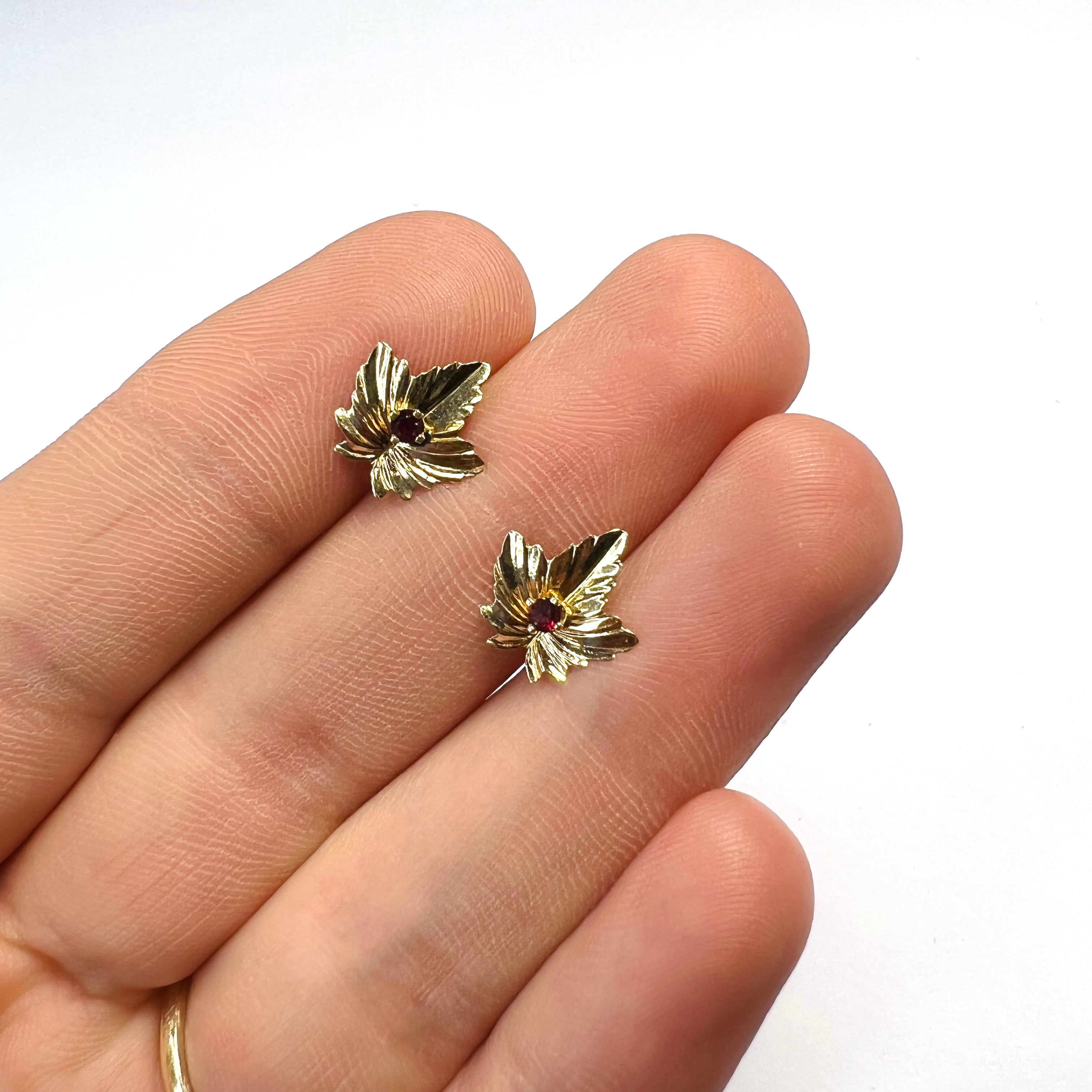 14K Yellow Gold Fall Leaf Red Cubic Zirconia Pushback Earring Studs 11x10mm