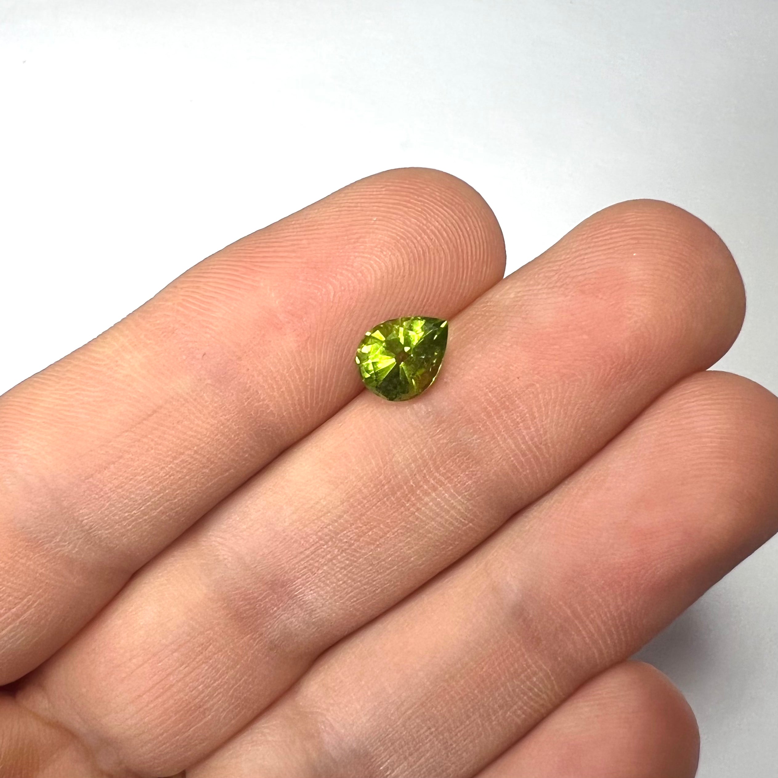 1.41 Loose Natural Pear Cut Peridot 8.06x6.20x4.48mm Earth mined Gemstone