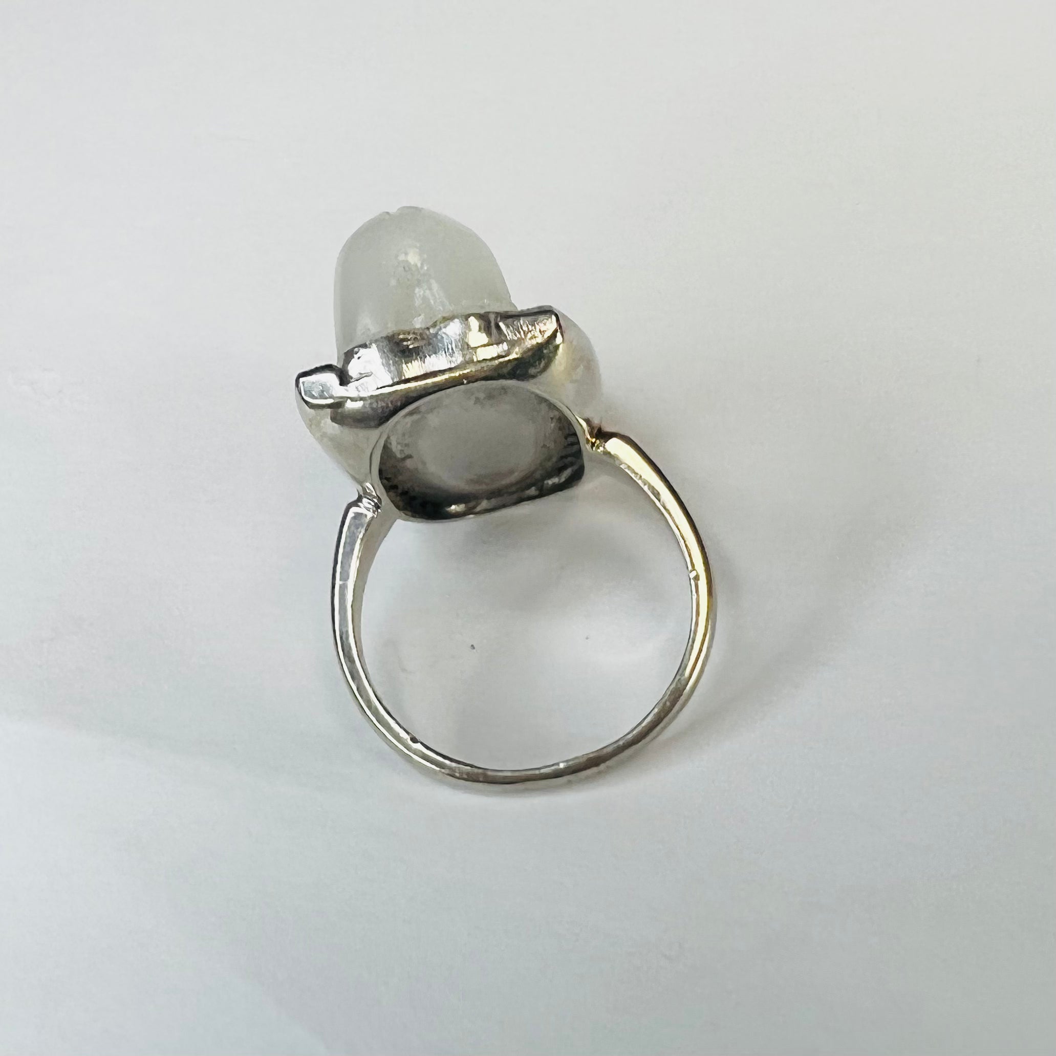 Antique 14K White Gold Carved Bunny White Jade with Diamond Ring Size 5.5