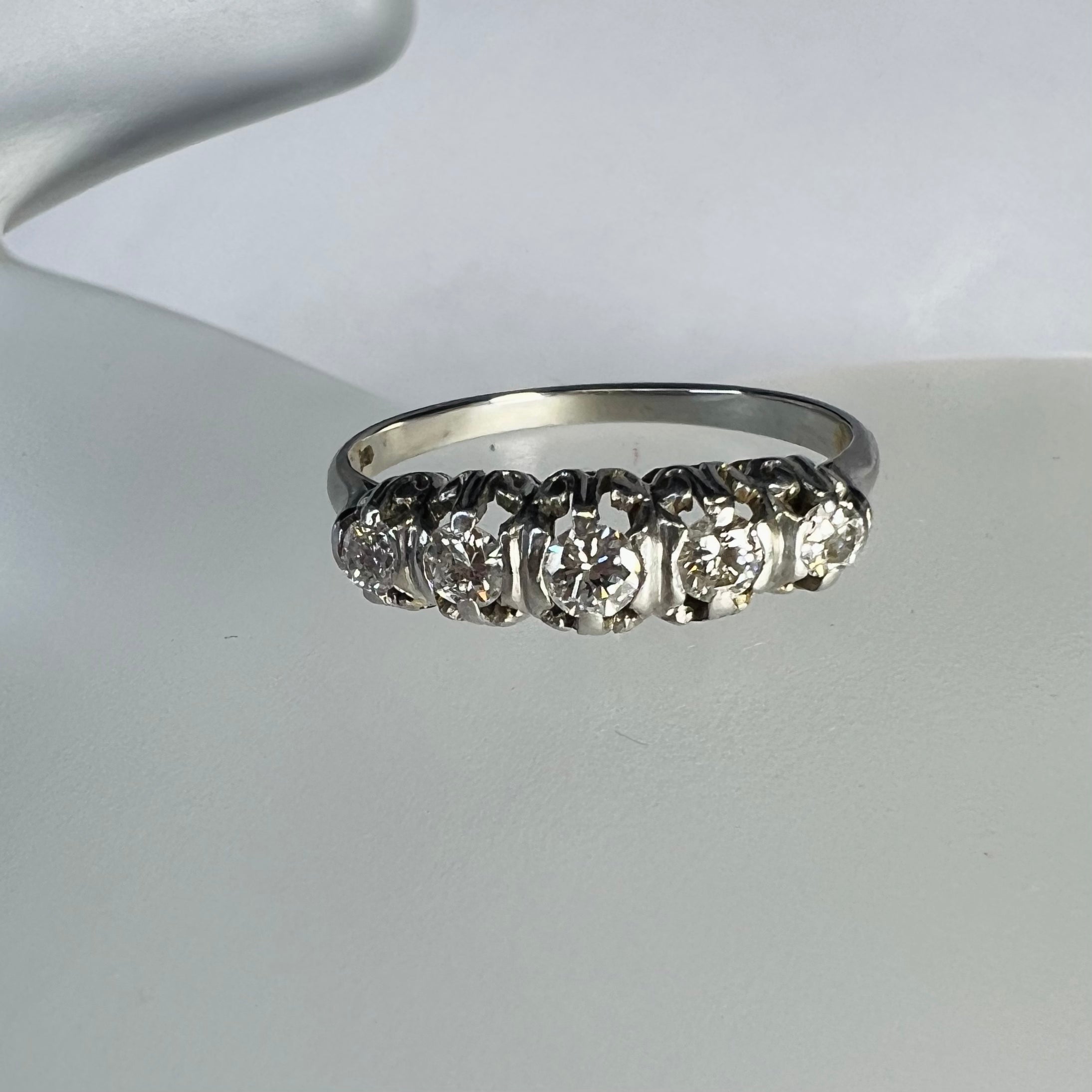 Antique 18K White Gold Diamond .30CTW Ring Size 6.75