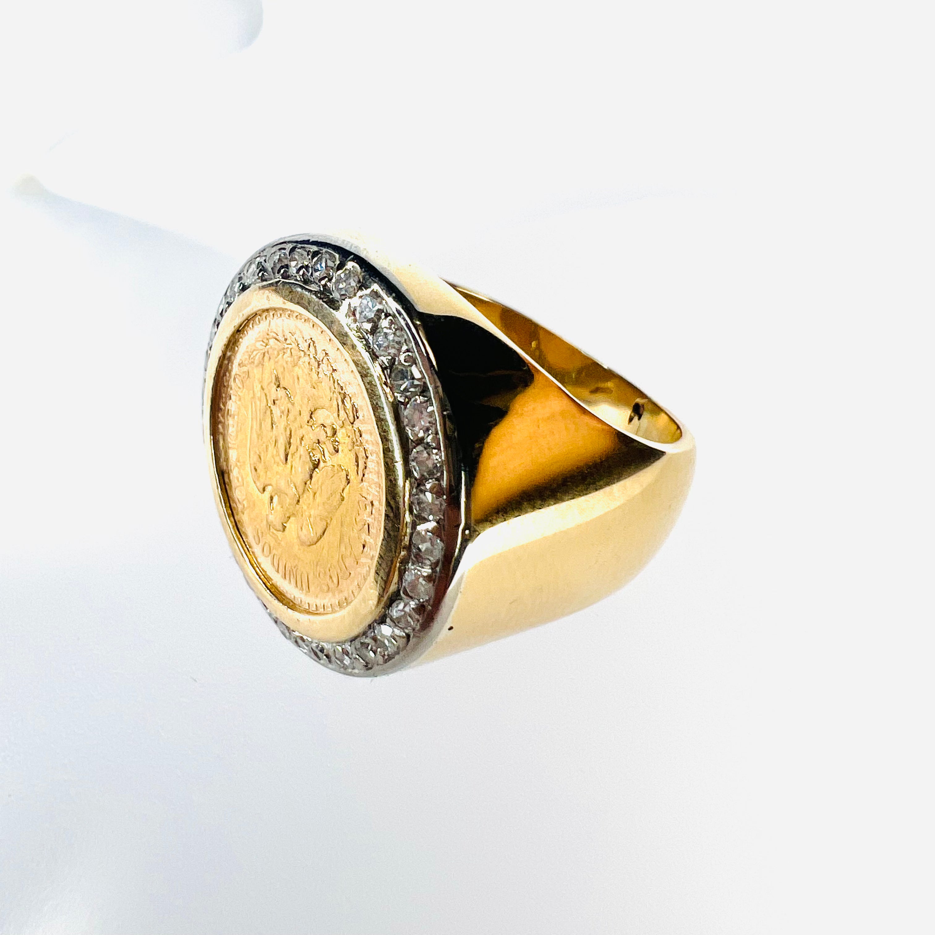 14K Yellow Gold Mexican Coin .32ctw Diamond Ring Band Size 8