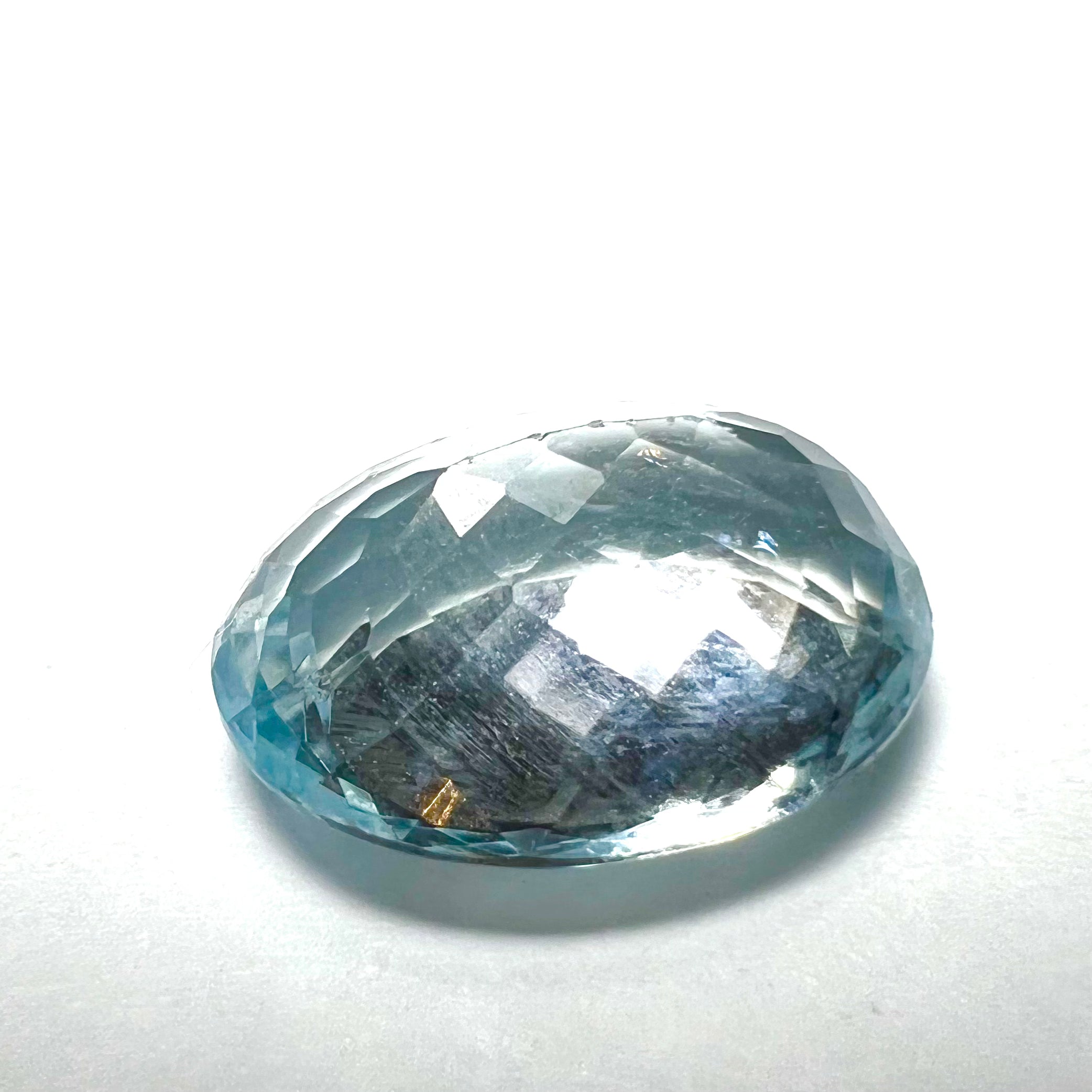 4.5CTW Loose Natural Aquamarine 12x9x5mm Earth mined Gemstone