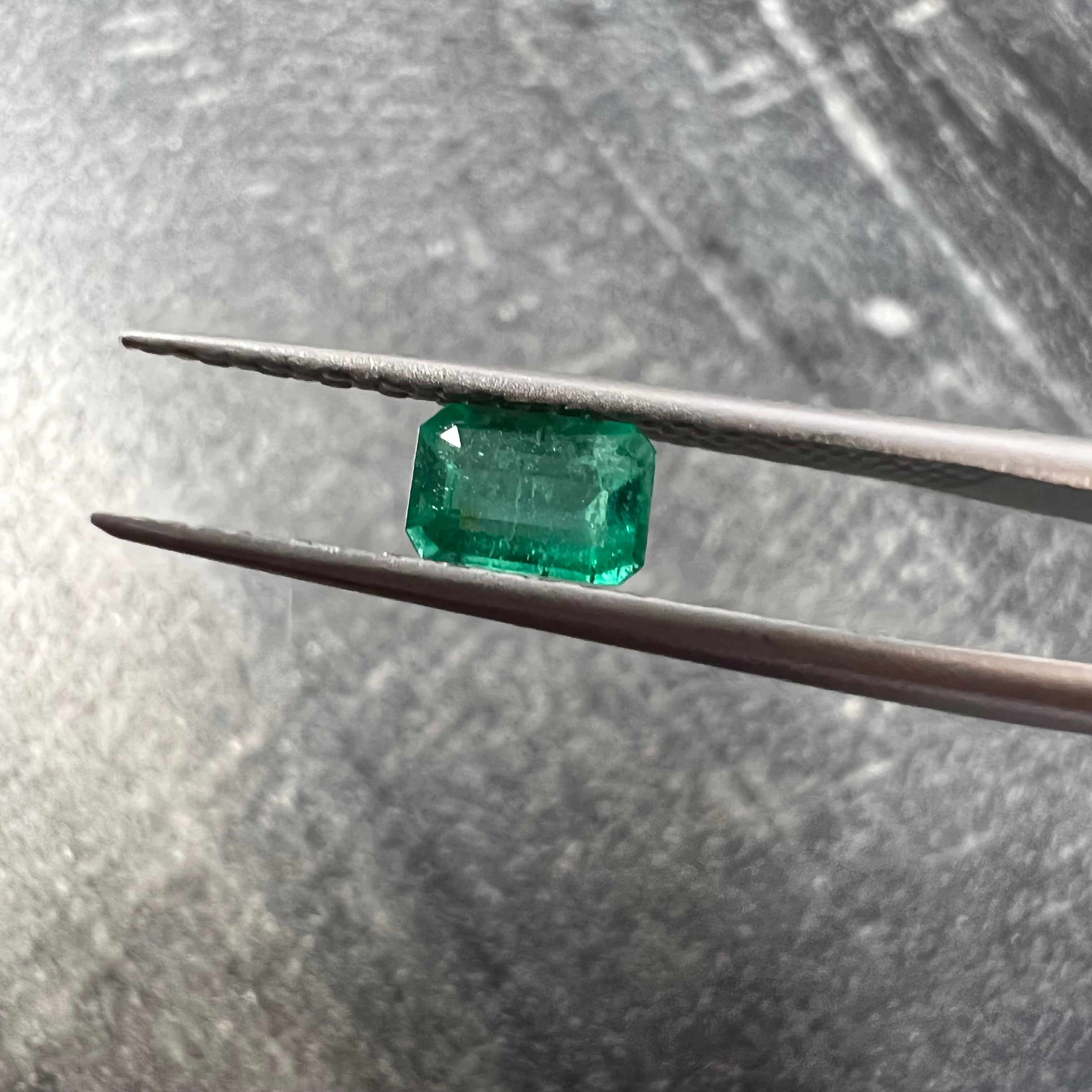 .41CT Loose Natural Colombian Emerald Cut 5.79x3.84x2.38mm Earth mined Gemstone