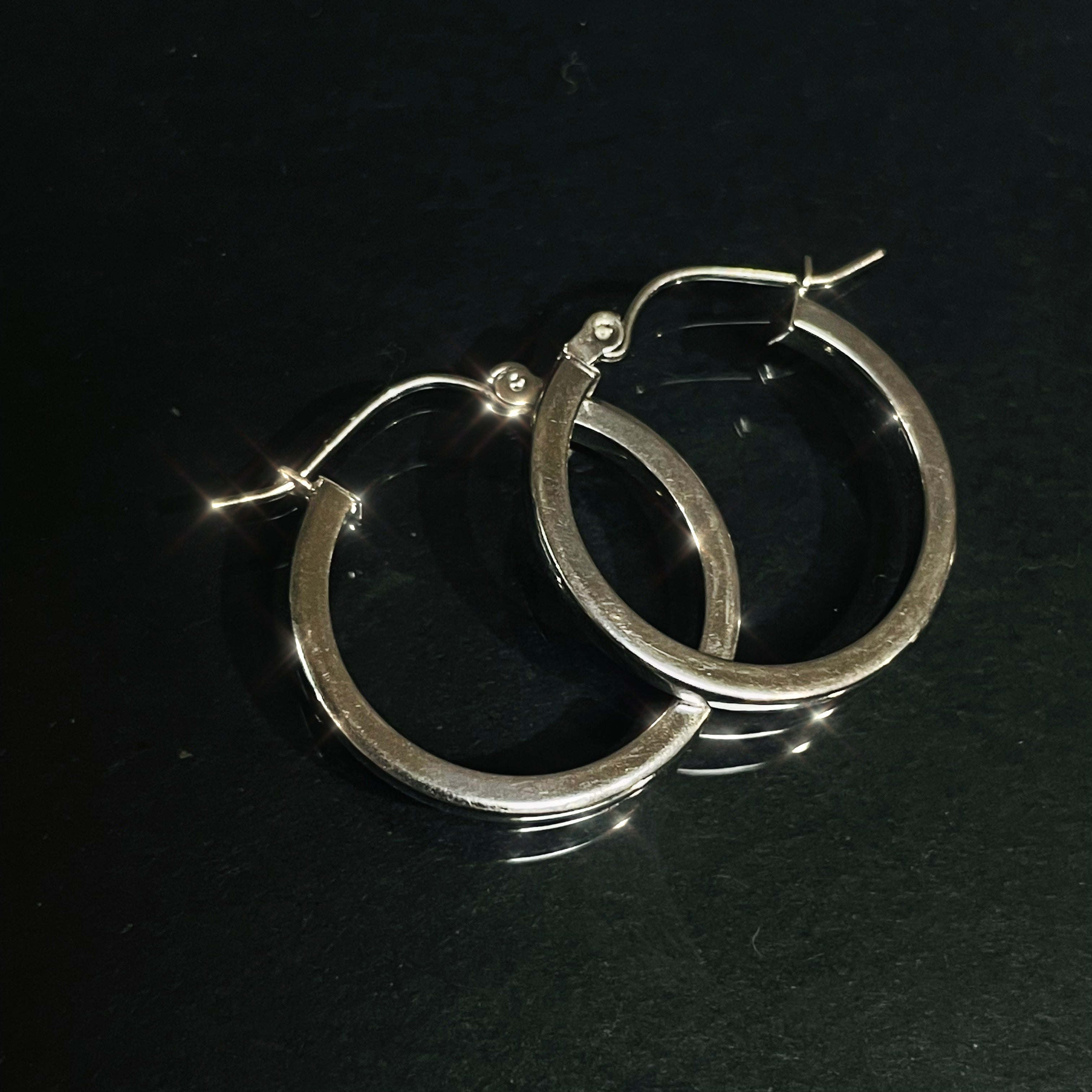 .80” 2mm 14K White Gold Sleek Squared Hoop Earrings