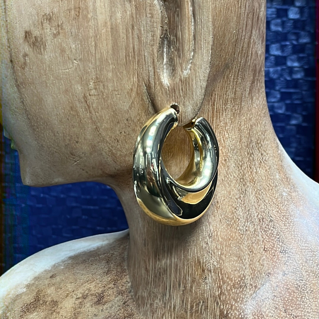 Nice Sleek Swirled 10K Yellow Gold Puffy Hoop Earrings