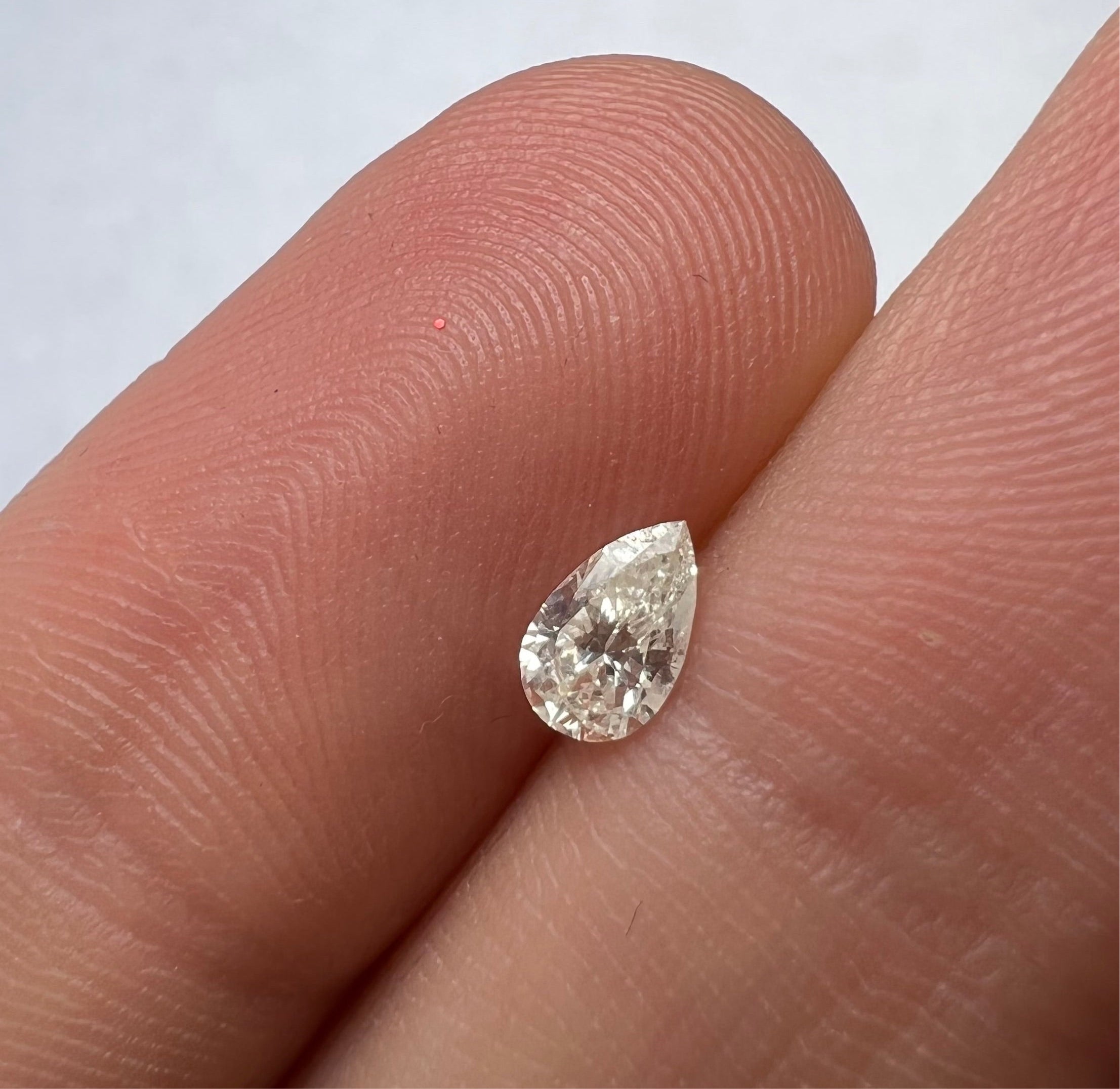 .39CT Pear Diamond J SI2 5.69x3.55x2.31mm Natural Earth mined