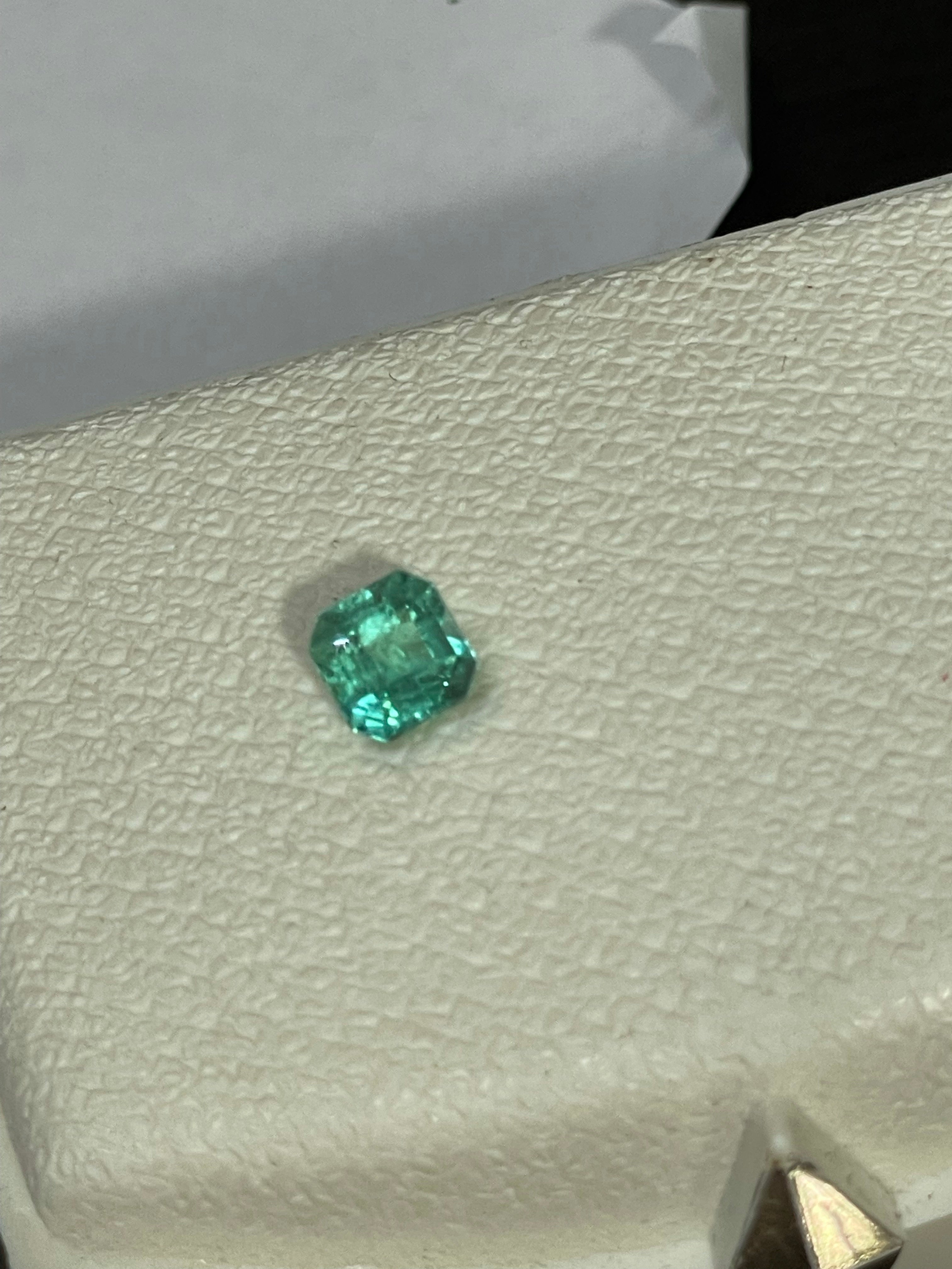 1.22CT Colombian Emerald Loose Emerald Cut 6.5x6mm