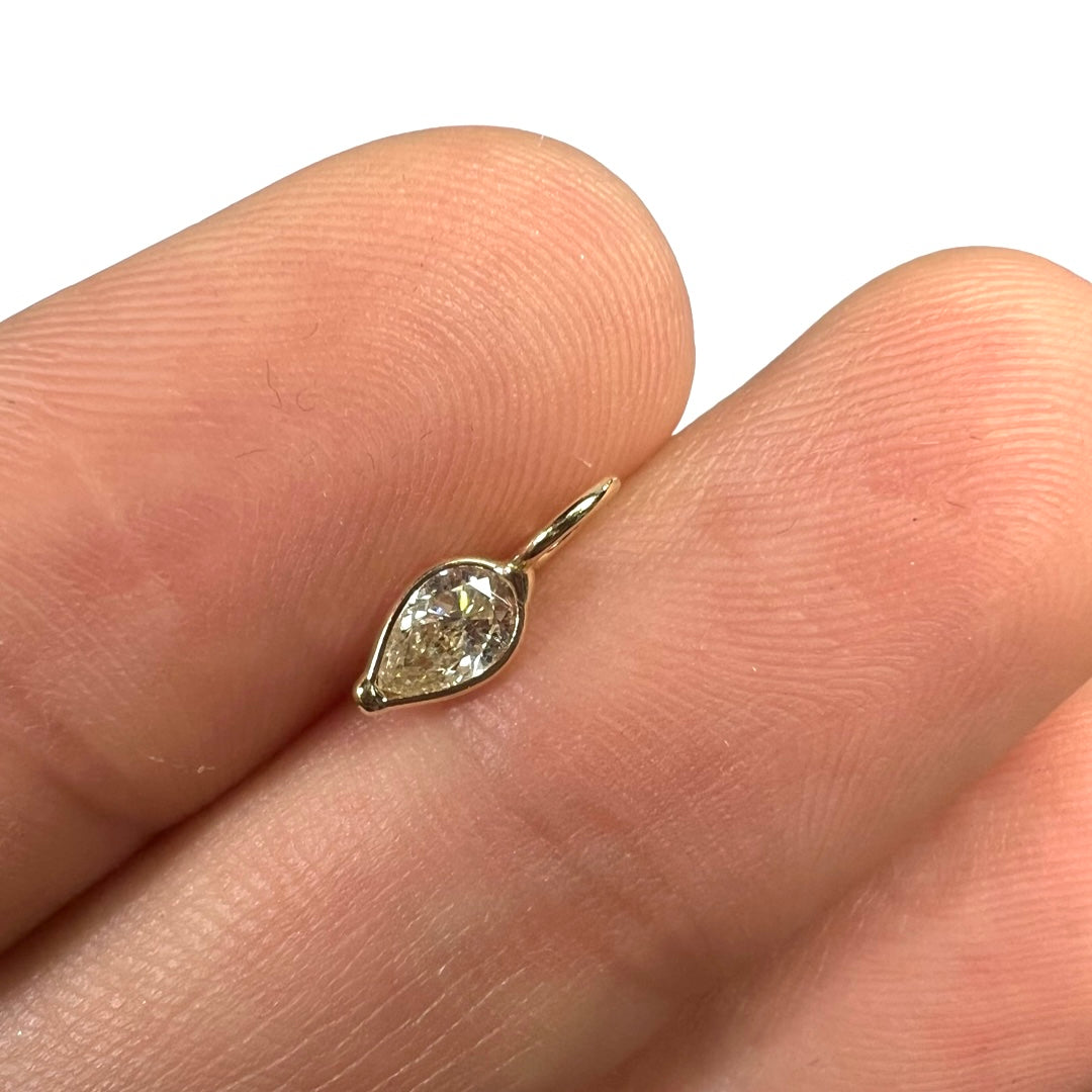 .25ct Pear Diamond Pendant Charm 14K Gold 10x4mm