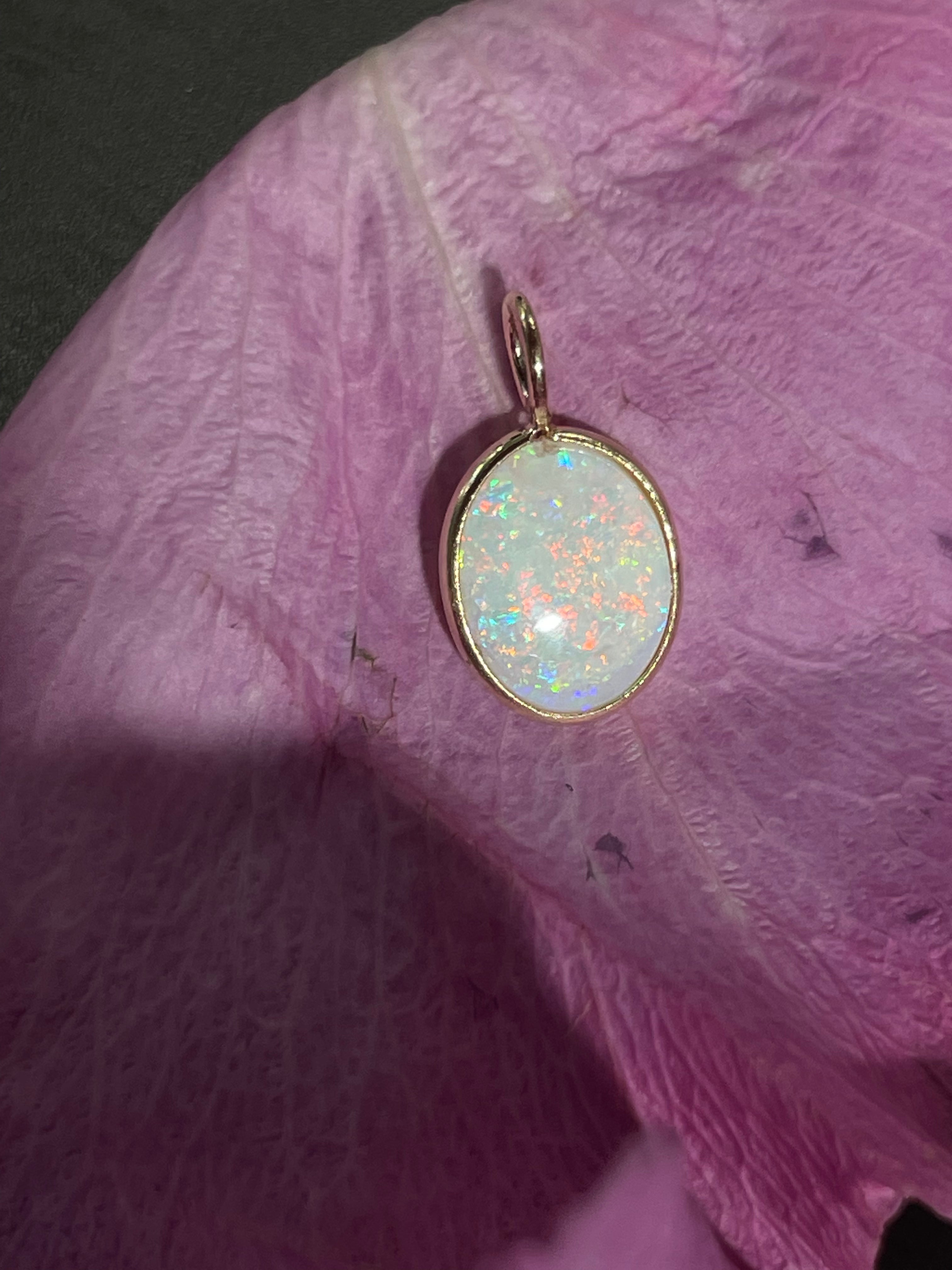 1CT Australian Opal 14K Yellow Gold Pendant Charm