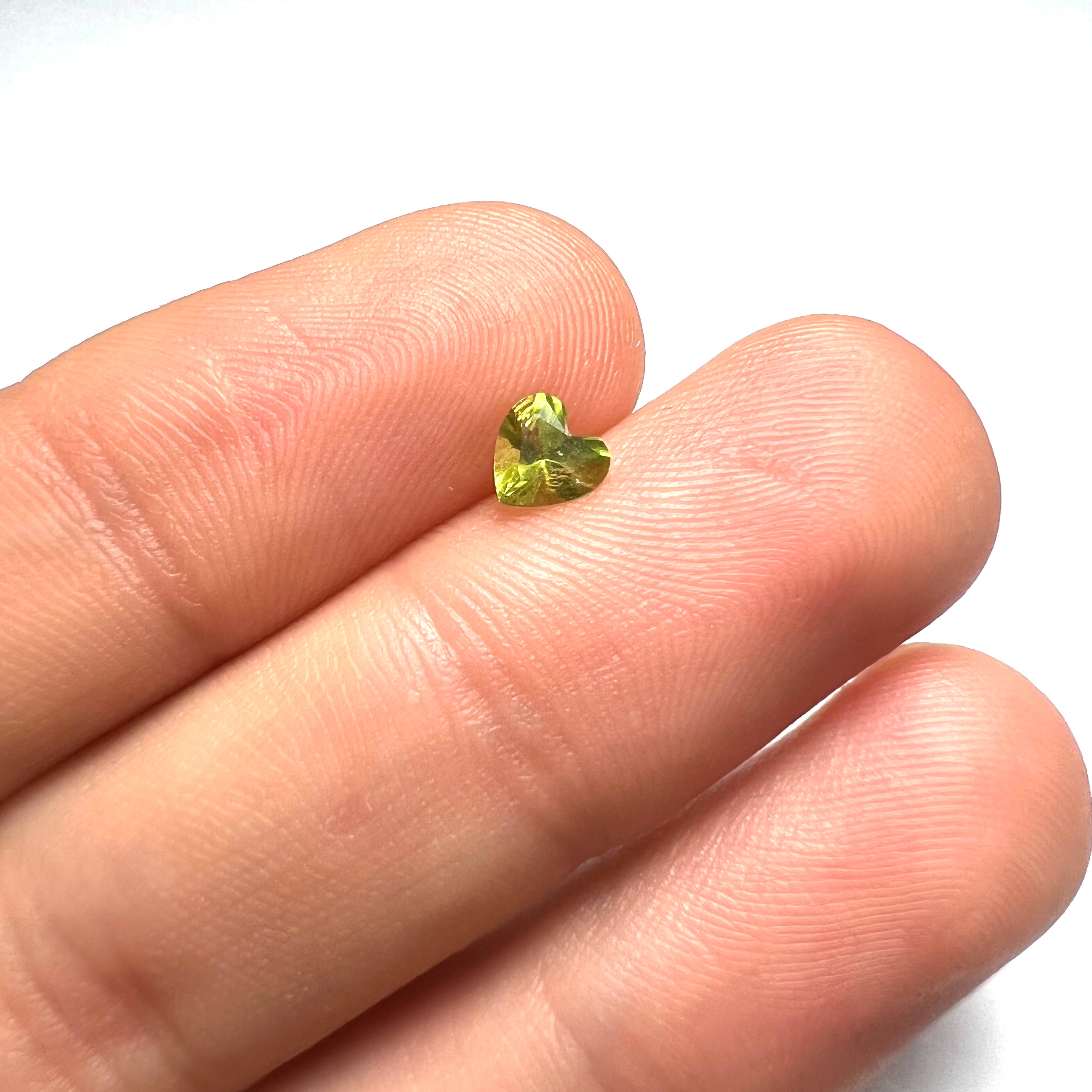 .40CT Loose Natural Heart Cut Peridot 5x2.5mm Earth mined Gemstone