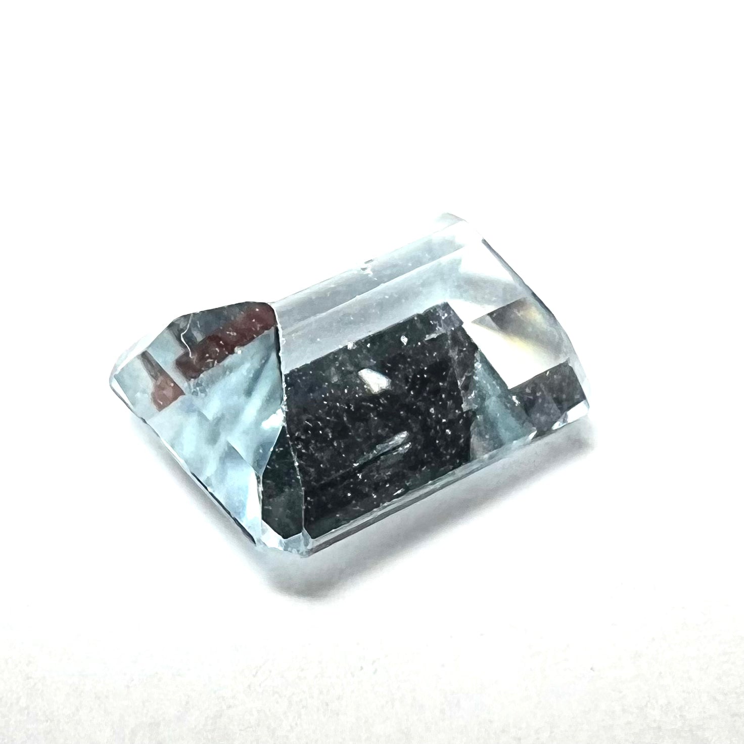 1.6CTW Loose Natural Aquamarine 8x6x4.3mm Earth mined Gemstone