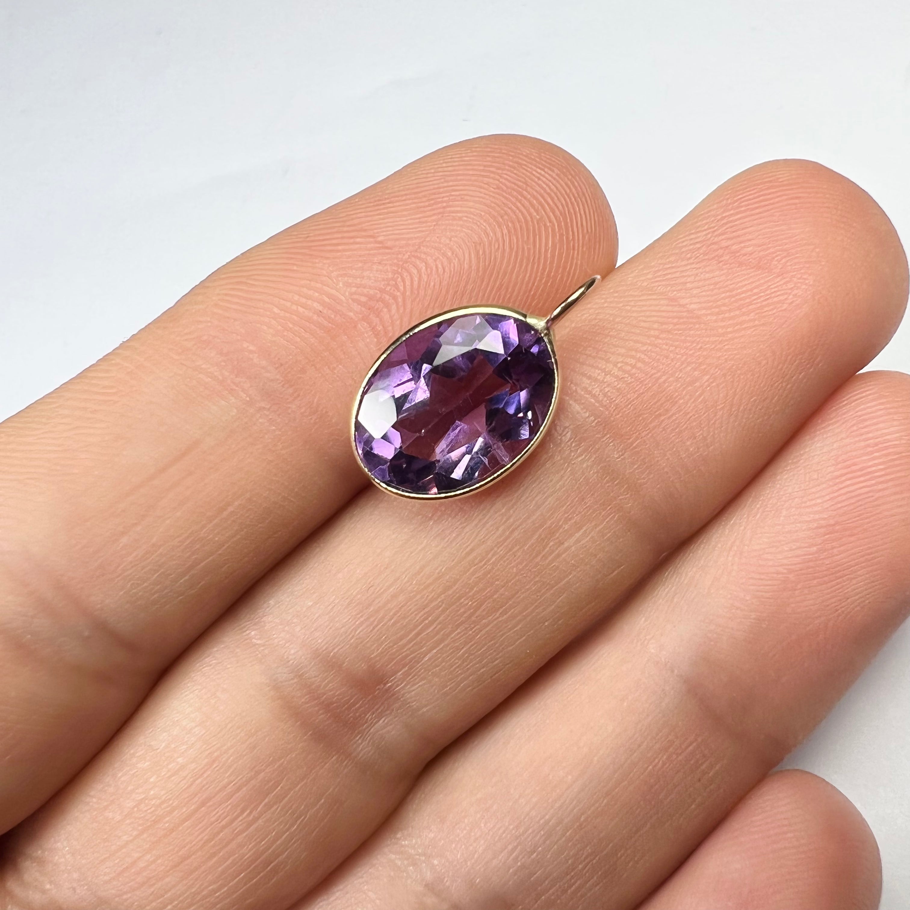 4.27CT Natural Oval Violet Amethyst 14K Yellow Gold Pendant Charm 17x10mm