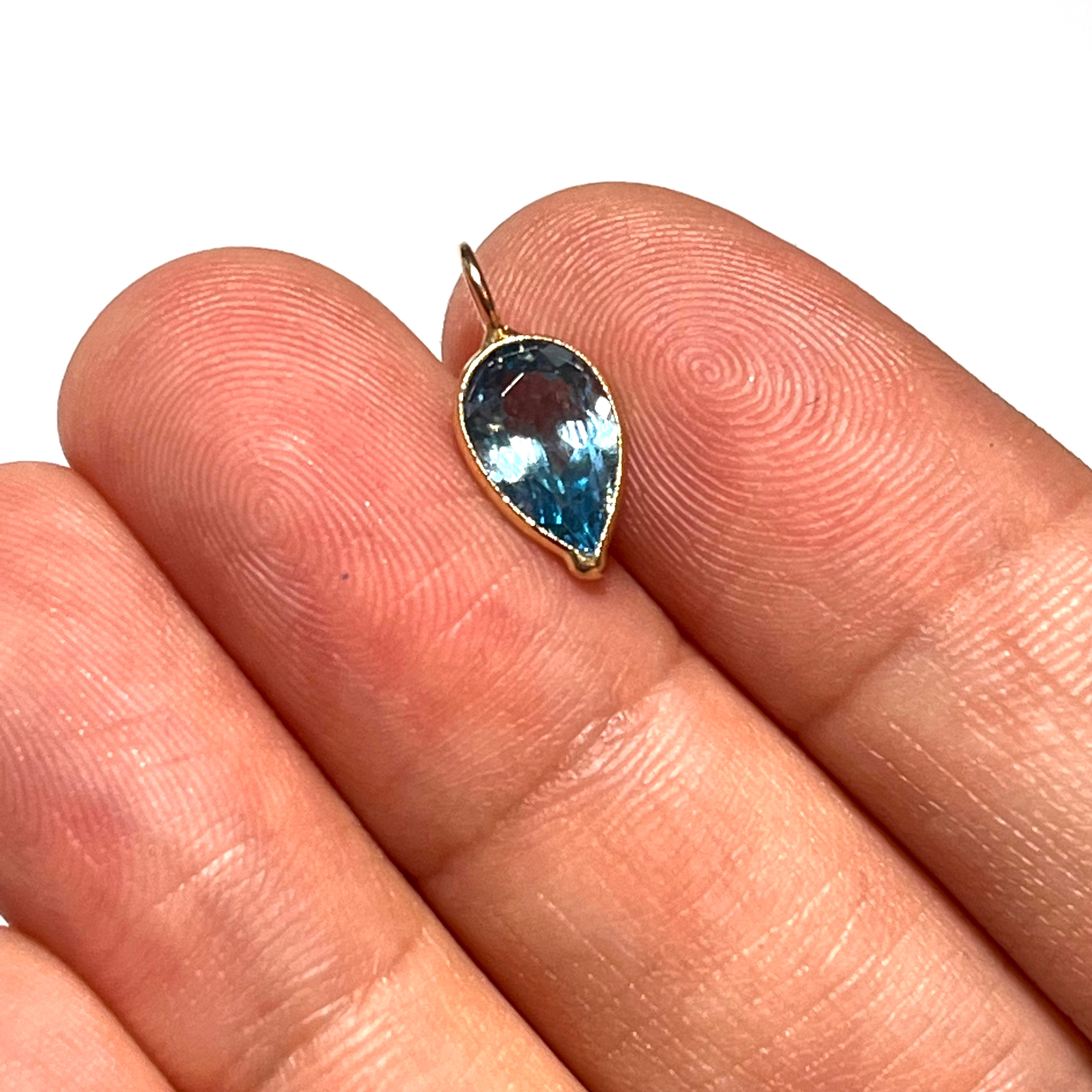 1.70ct Natural Blue Topaz 14K Yellow Gold Pendant Charm