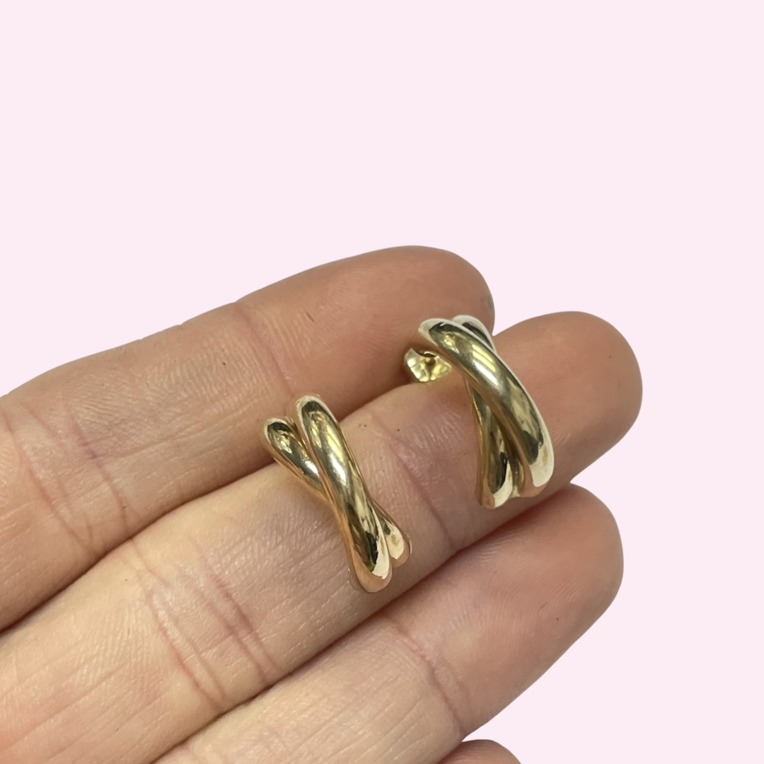 .65” Unique Crossover 14K Yellow Gold Curved Earrings