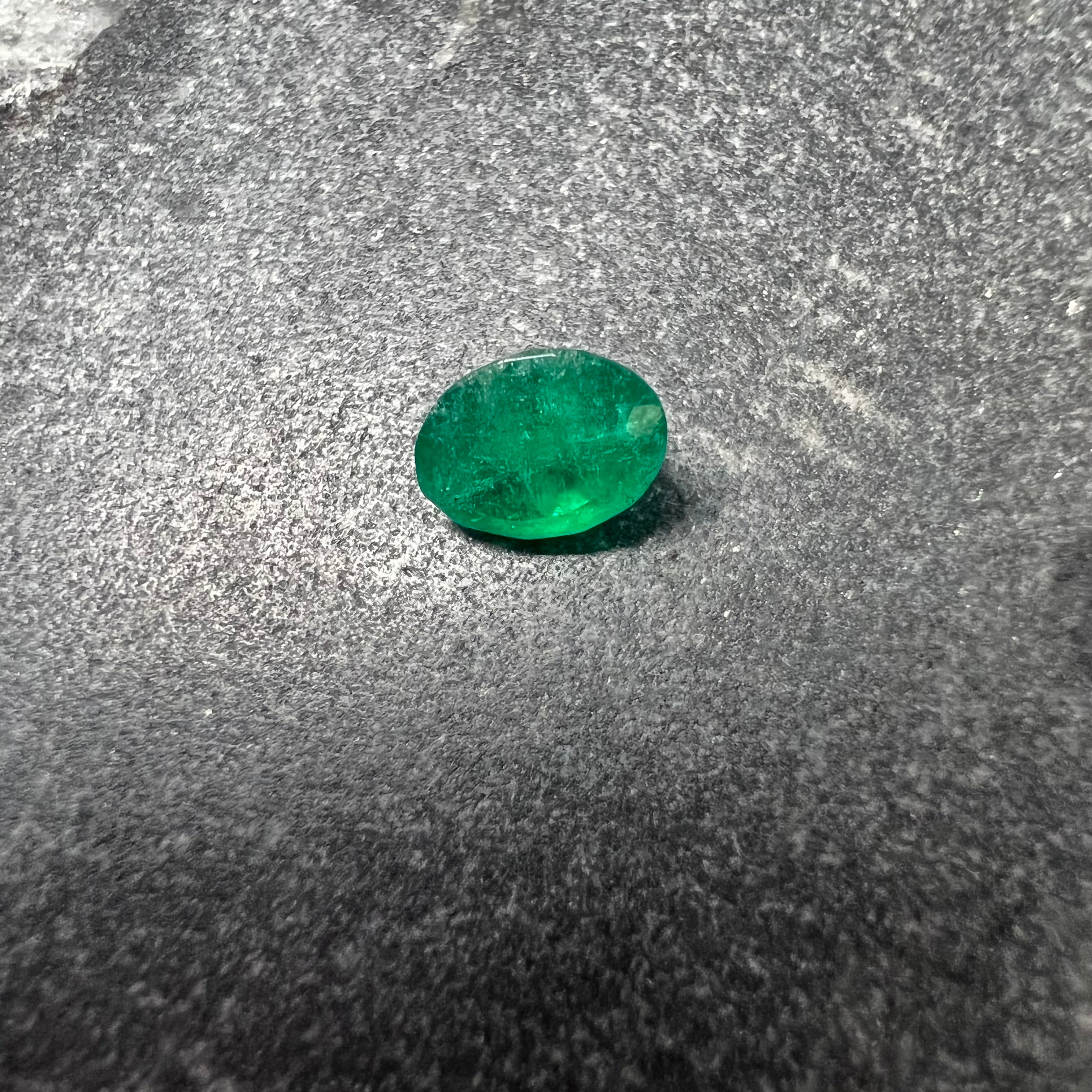 .90CT Loose Natural Colombian Emerald Oval Cut 7.40x5.62x3.89mm