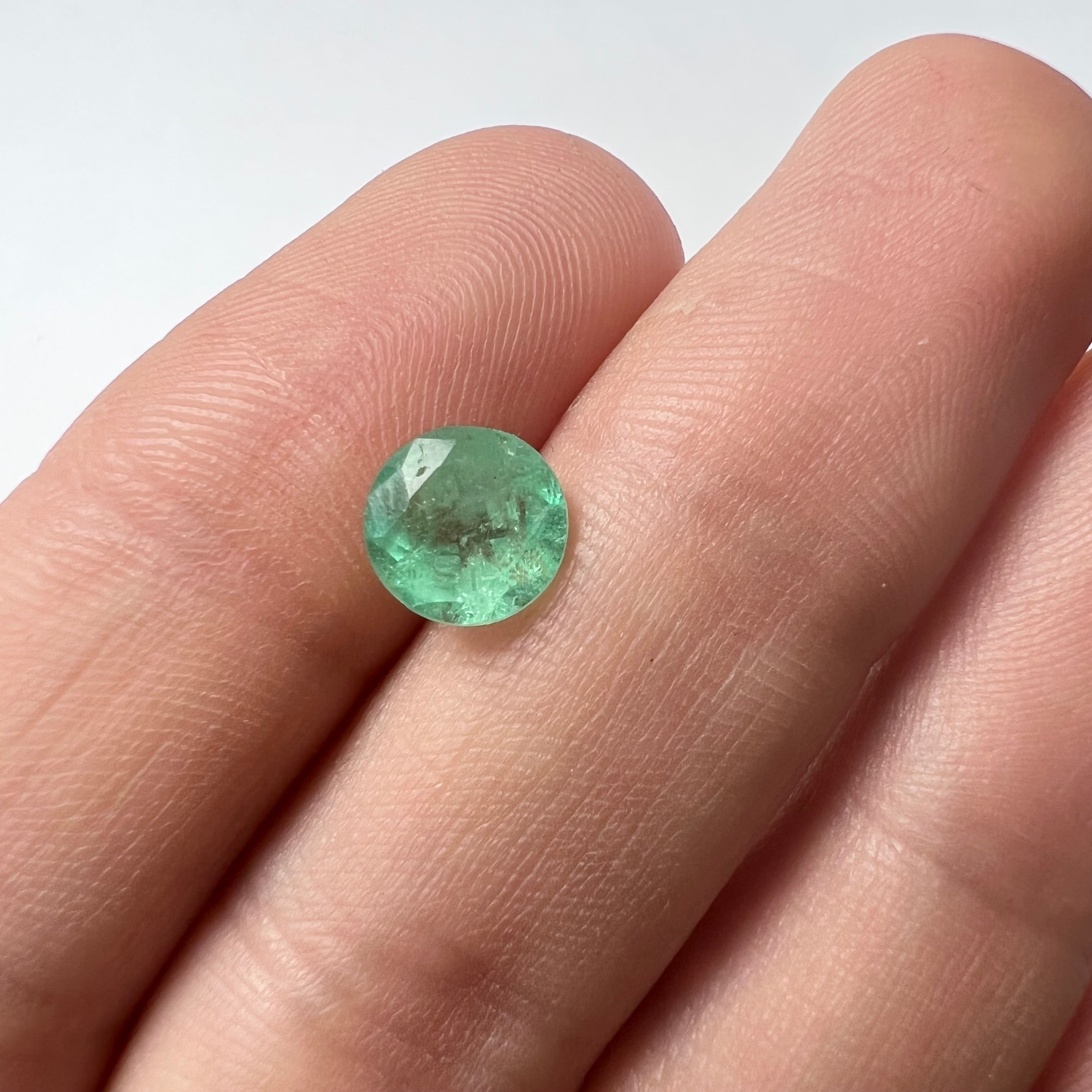 1.43CT Loose Natural Colombian Emerald Brilliant Cut Round Shape 7.48x4.61mm