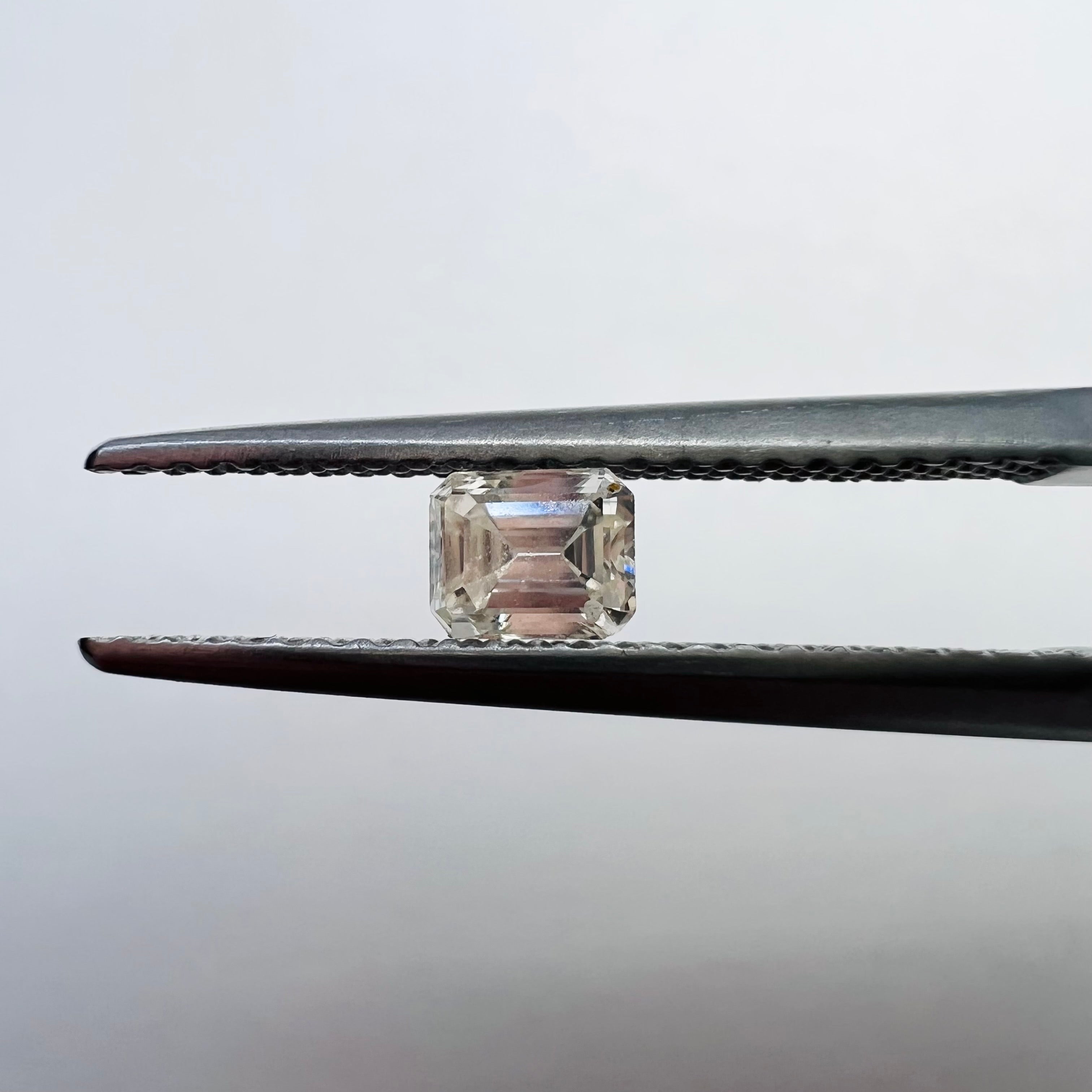 .265CT Emerald Cut Diamond L VS2 4.13x3.30x2.11mm Natural Earth mined