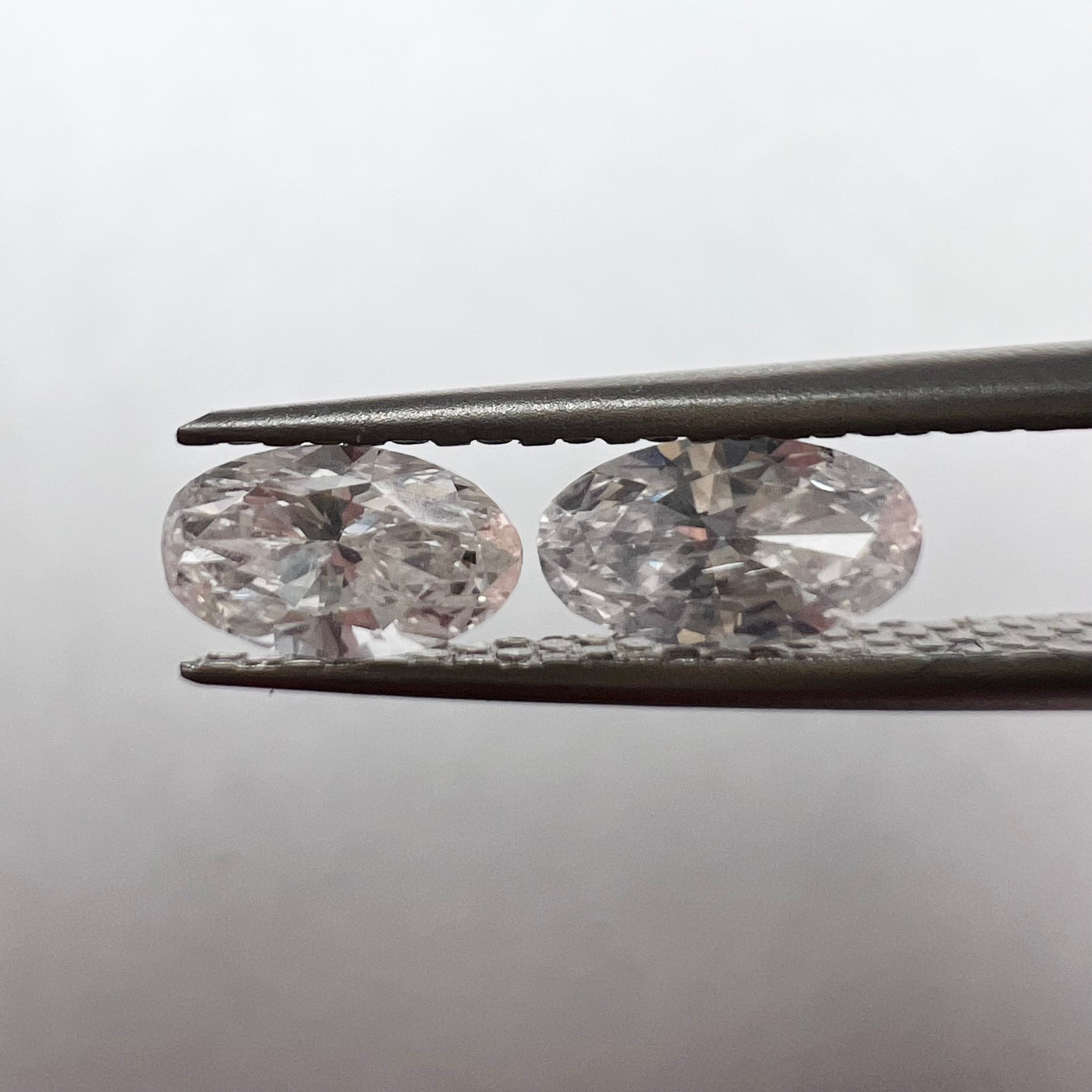 .62ctw Pair of Oval Cut Diamonds VS2 H-J Natural and Earth mined