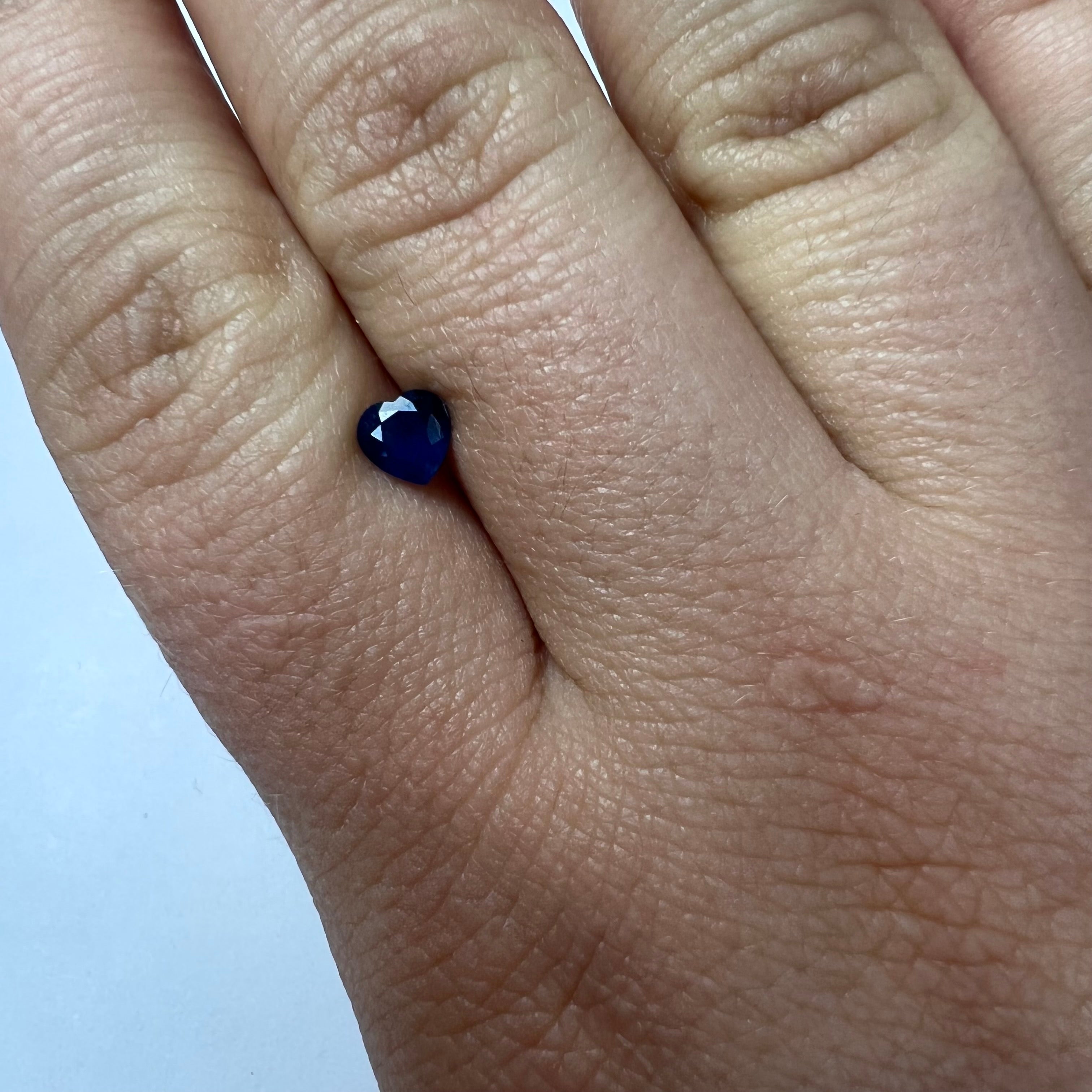 .71CT Loose Natural Heart Sapphire 5.00x5.09x3.20mm Earth mined Gemstone