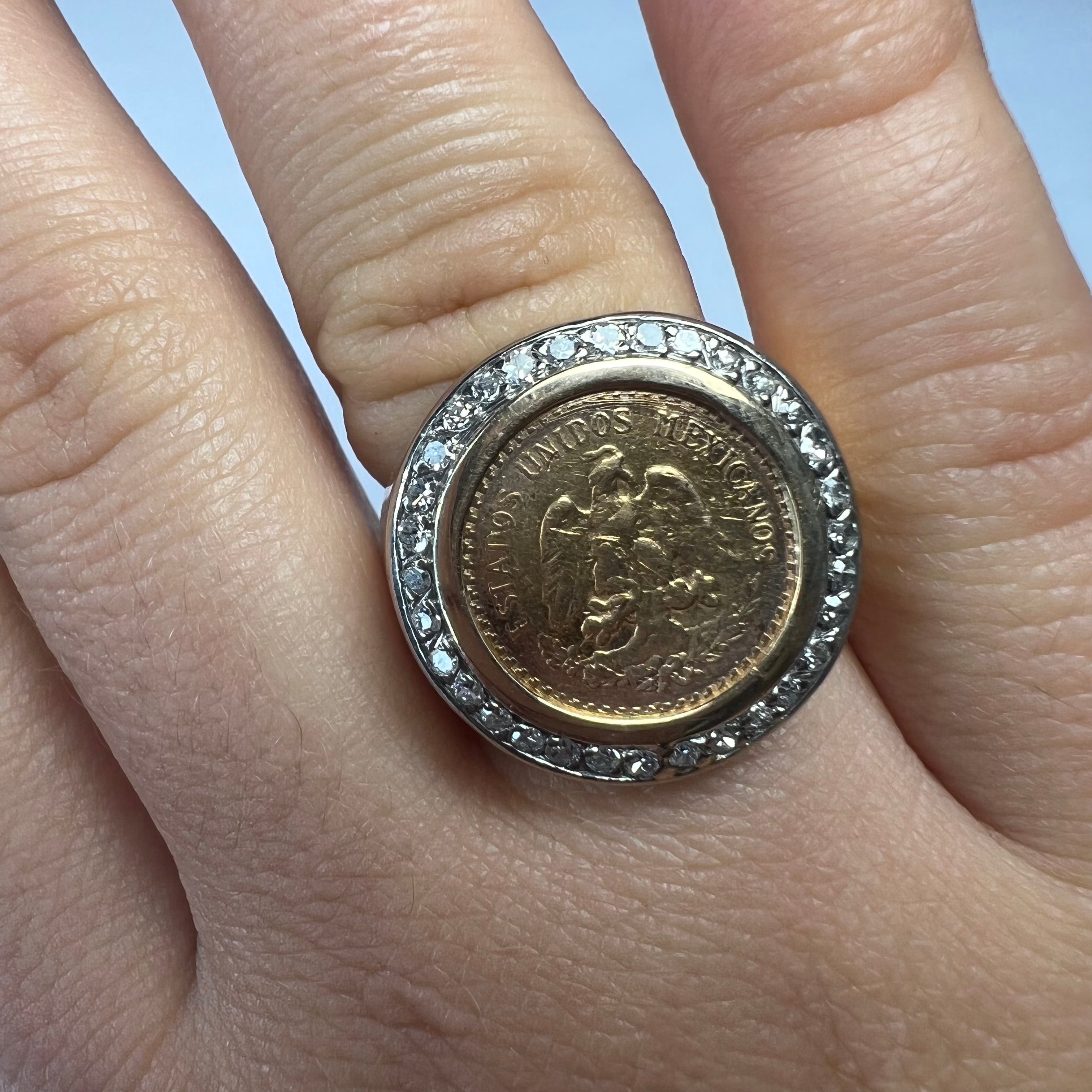 14K Yellow Gold Mexican Coin .32ctw Diamond Ring Band Size 8