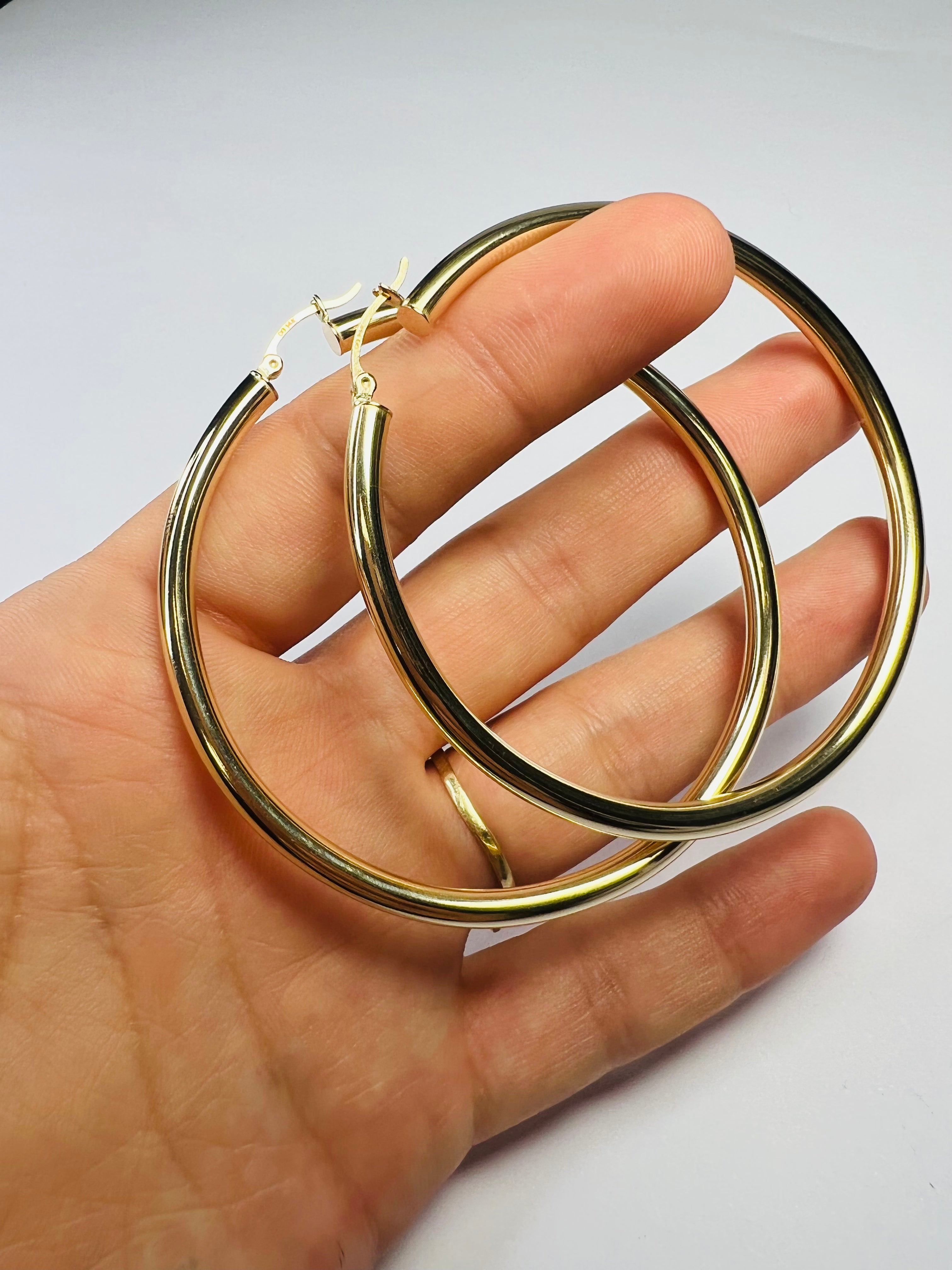 Beautiful New 14K Solid Yellow Gold Hoop Earrings 2.6"