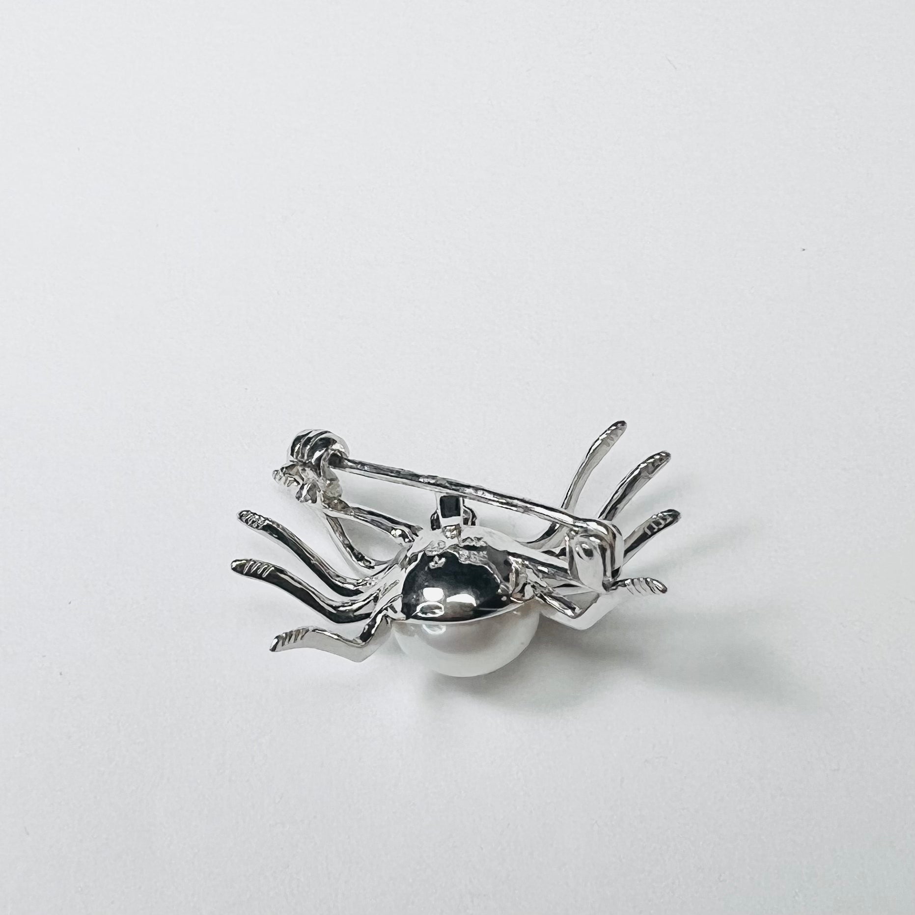 Solid 14K White Gold Pearl and Diamond Spider Broach Pin 1"