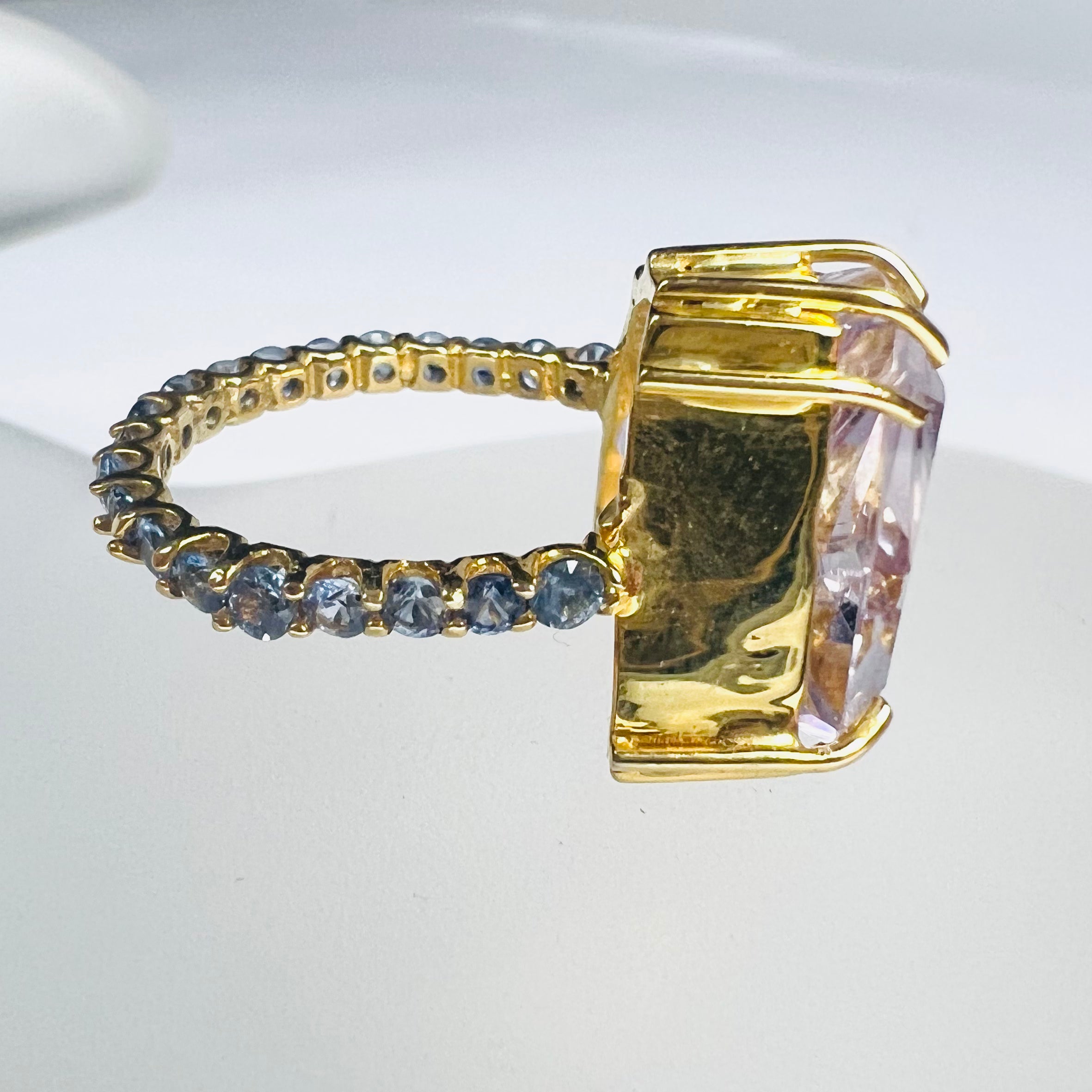 Solid 14K Yellow Gold Large Tapered Kunzite and Sapphire Eternity Ring Size 5