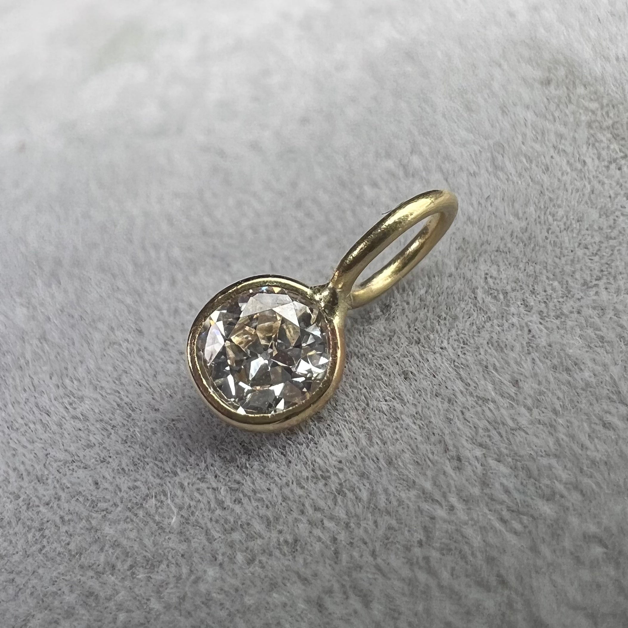 .25ct Round Diamond Pendant Charm 14K Yellow Gold 8x4mm