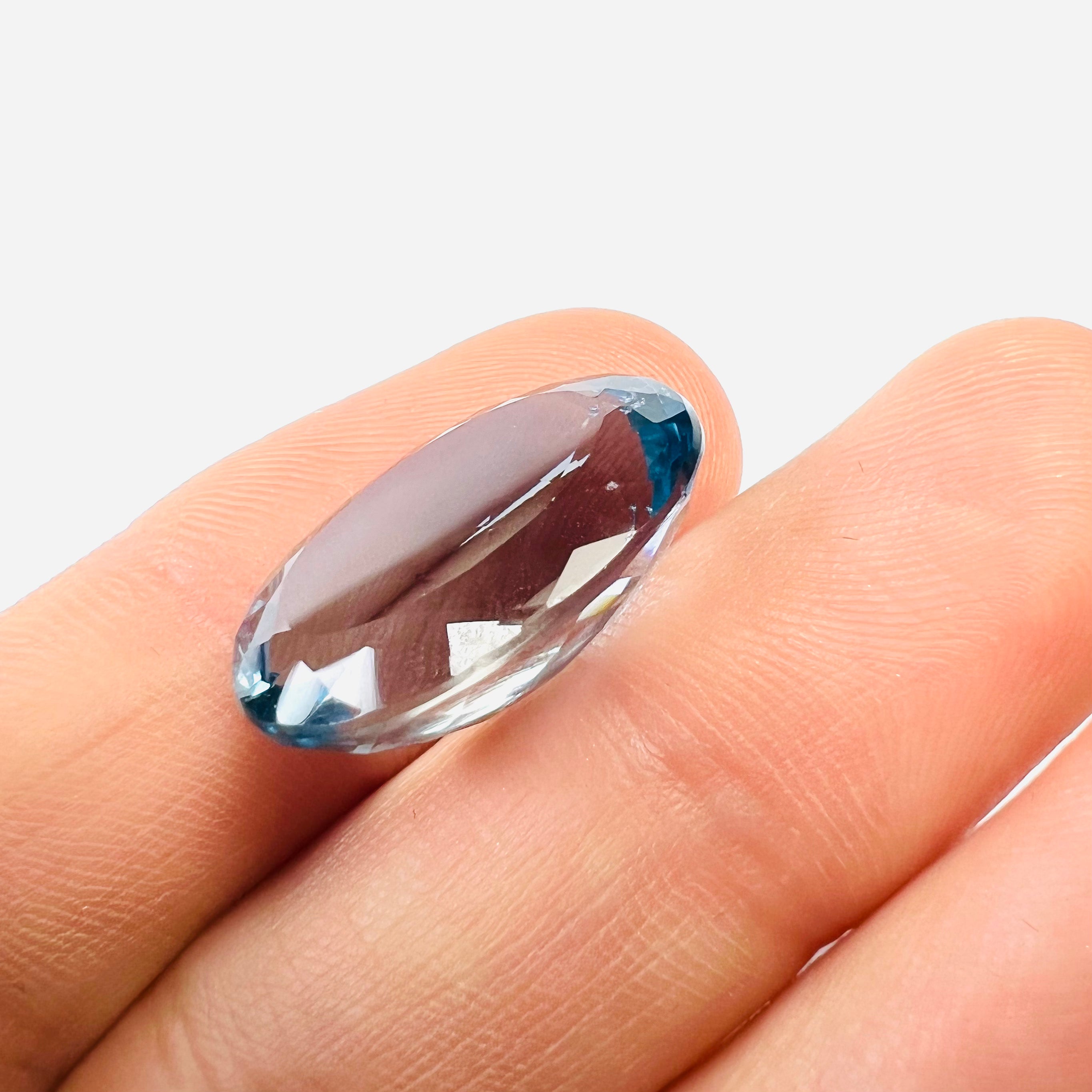 21.5CTW Loose Natural Oval Cut Topaz 20x14x9mm Earth mined Gemstone