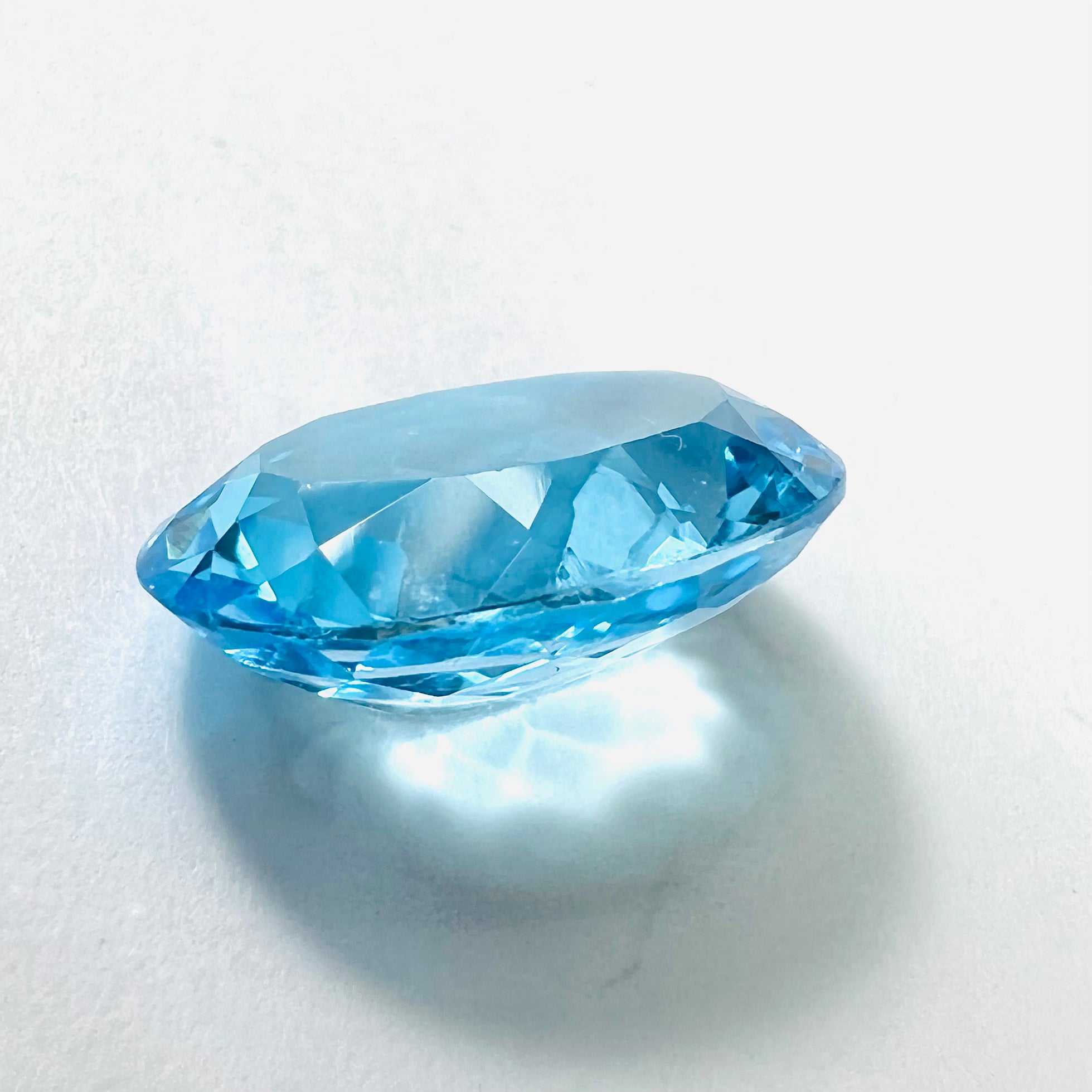 6.48CTW Loose Natural Oval Cut Topaz 14x10x5.75mm Earth mined Gemstone