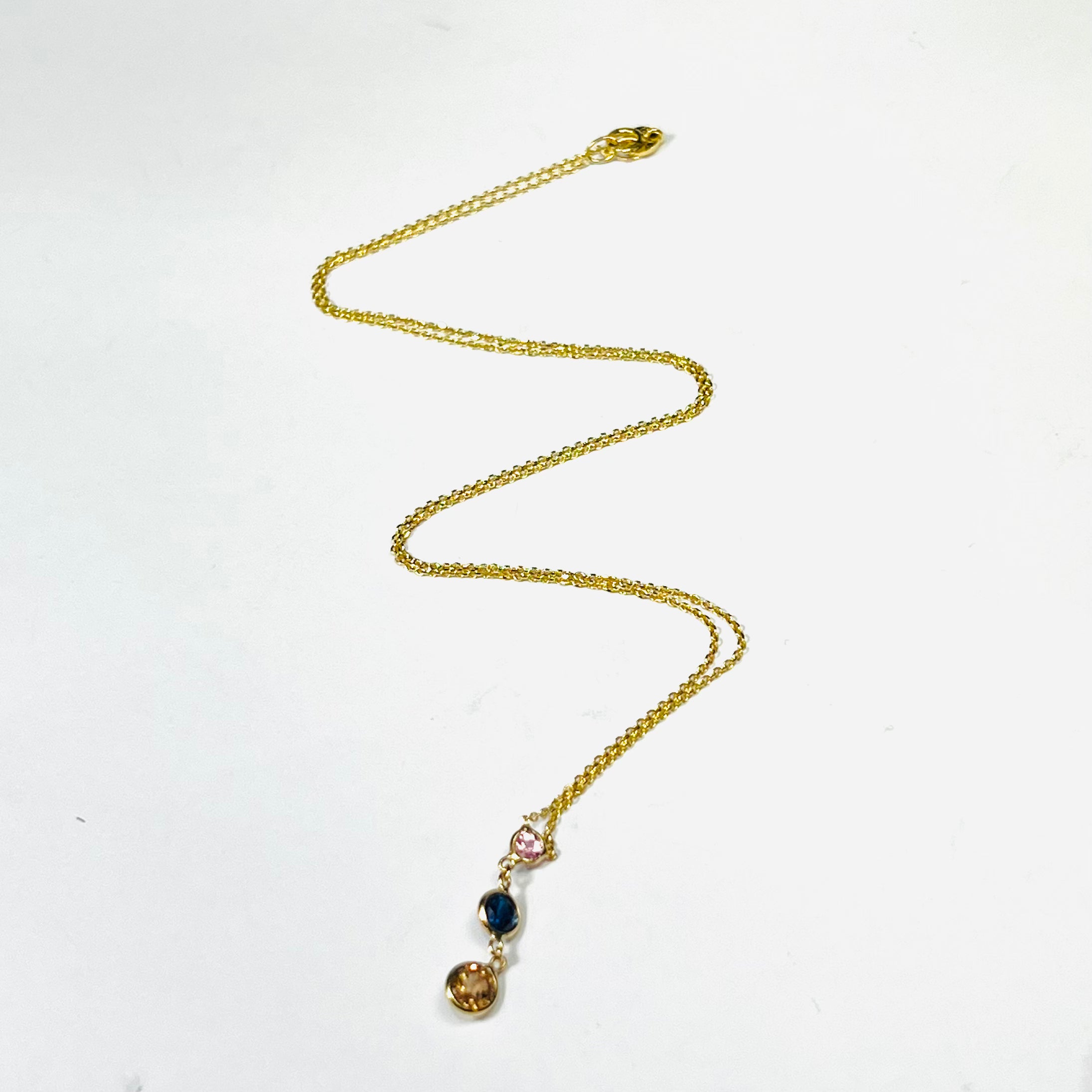 Rainbow Sapphire 16" 14K Yellow Gold Necklace