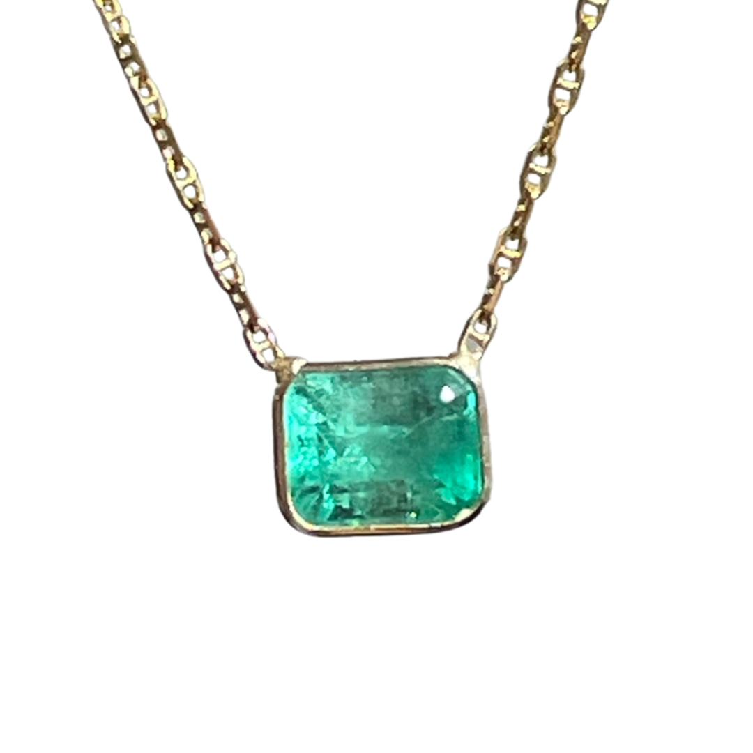 1.4CTS Colombian Emerald 14k Yellow Gold Necklace