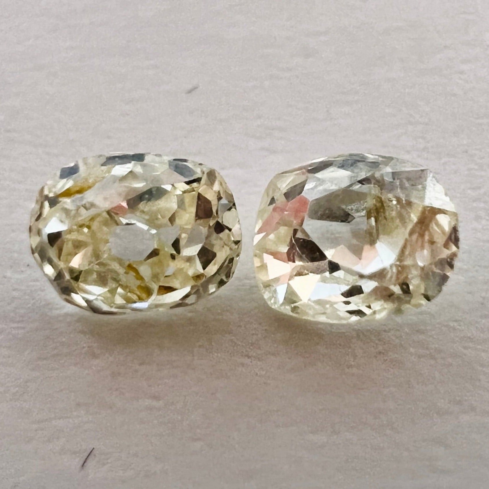 .63CT Old Mine Cut DiamondFancy Yellow SI2/I1 4.5X4mm Natural Earth mined