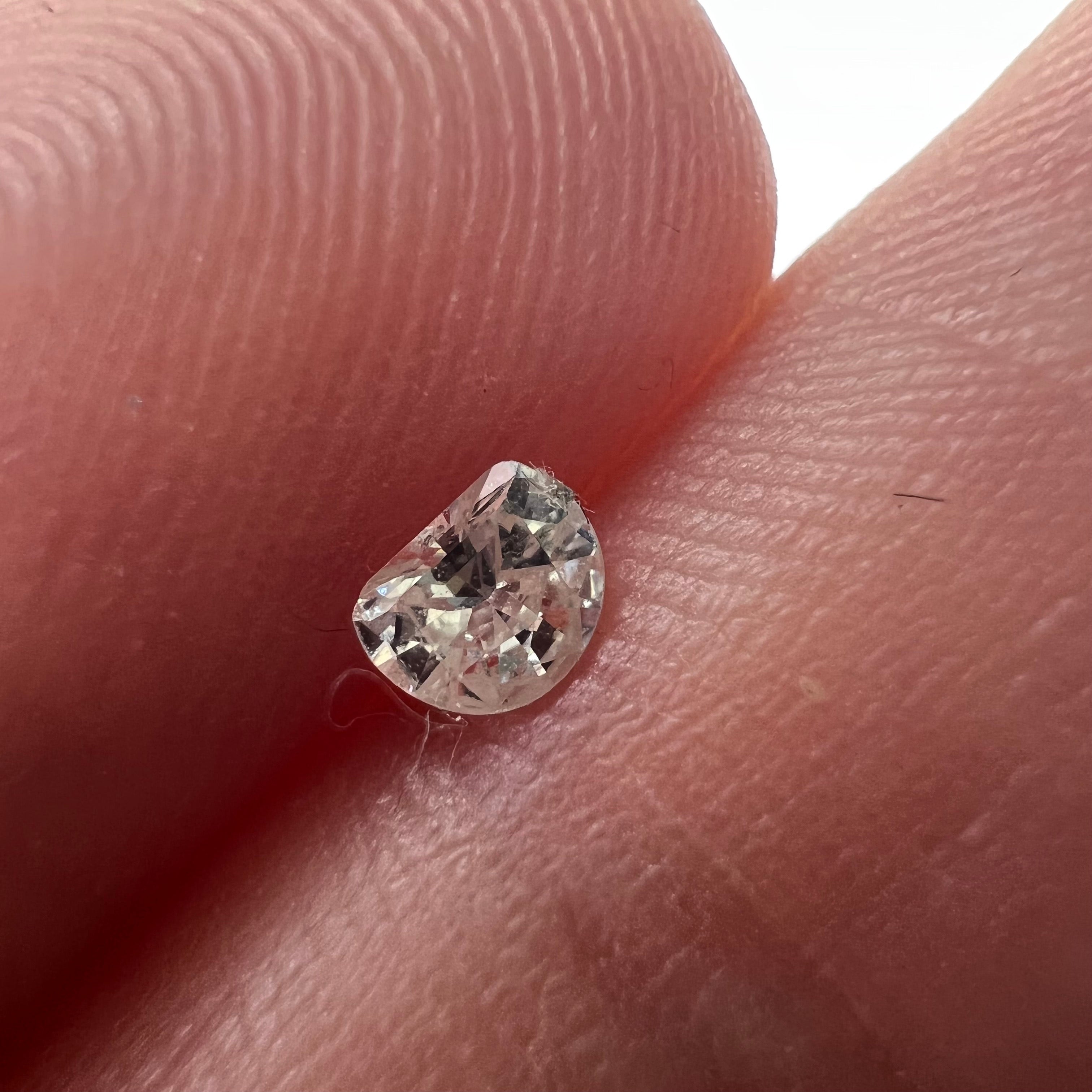 .14CT Half Moon Cut Diamond H/I SI1 3.68x2.95mm Natural Earth mined