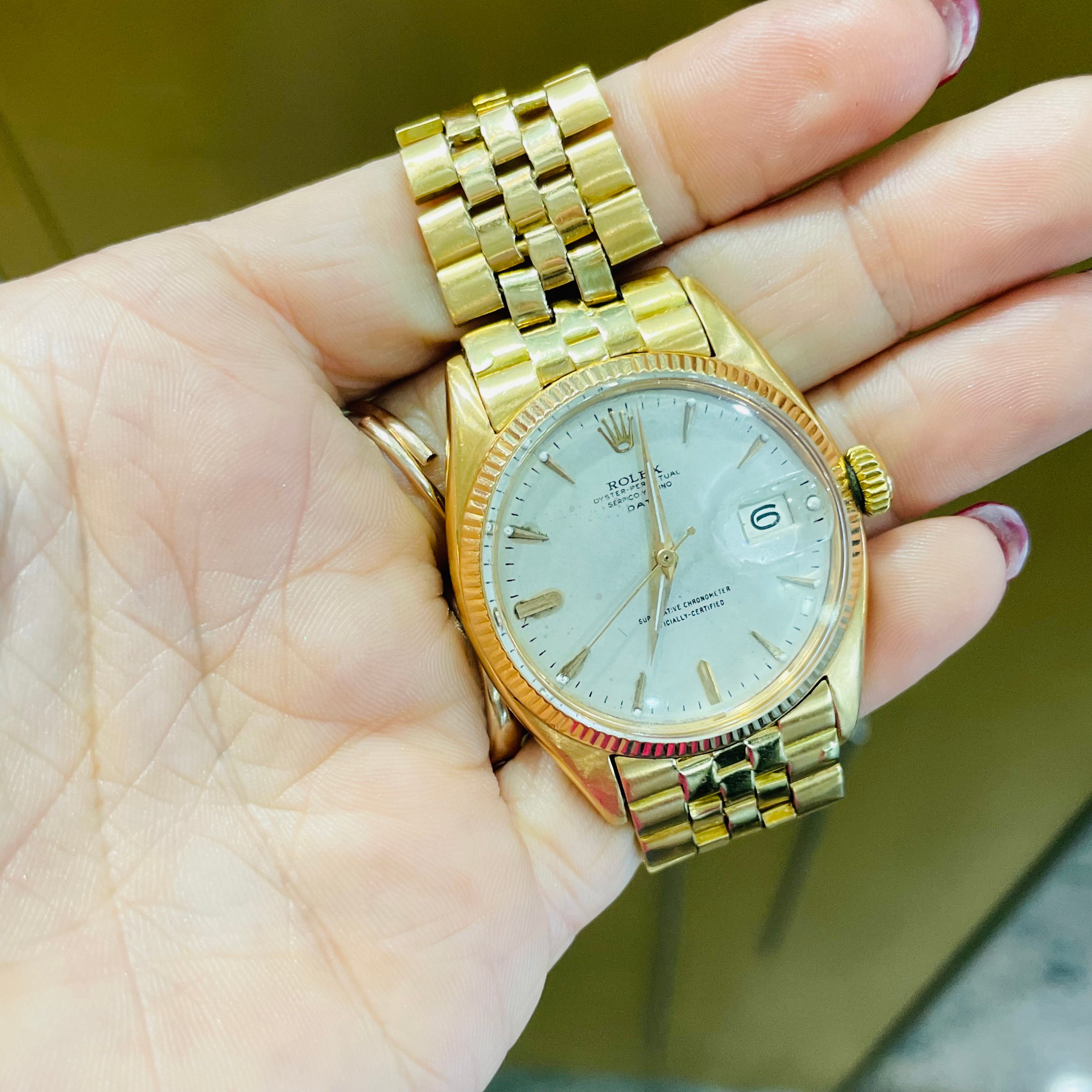 Solid 18K Yellow Gold Rolex Vintage Watch