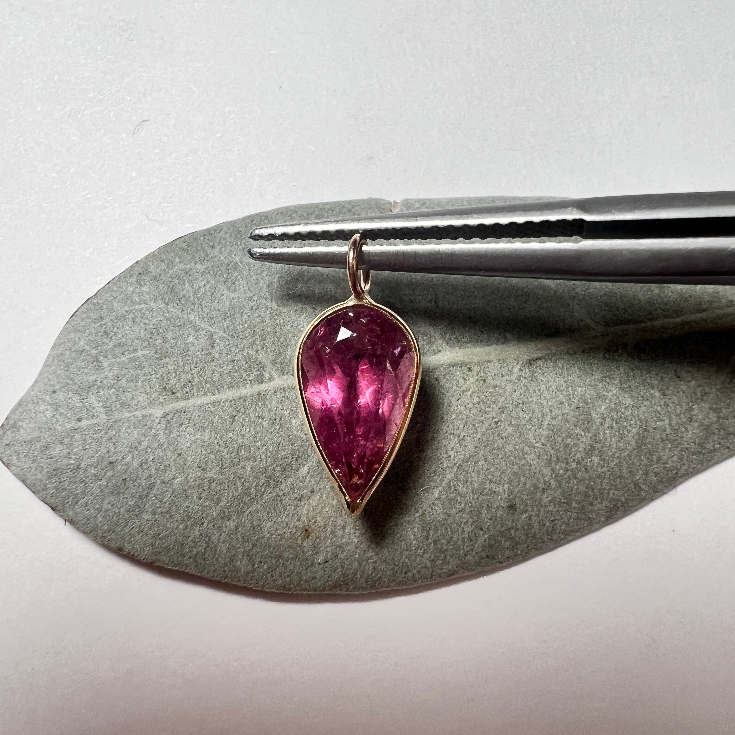 Natural Vibrant Pink Pear Tourmaline 14K Yellow Gold Pendant Charm 17x6.5mm