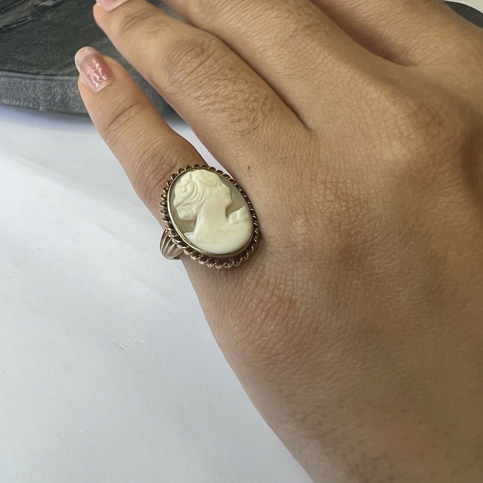 Victorian 10K Yellow Gold Cameo Ring Band Size 3.5