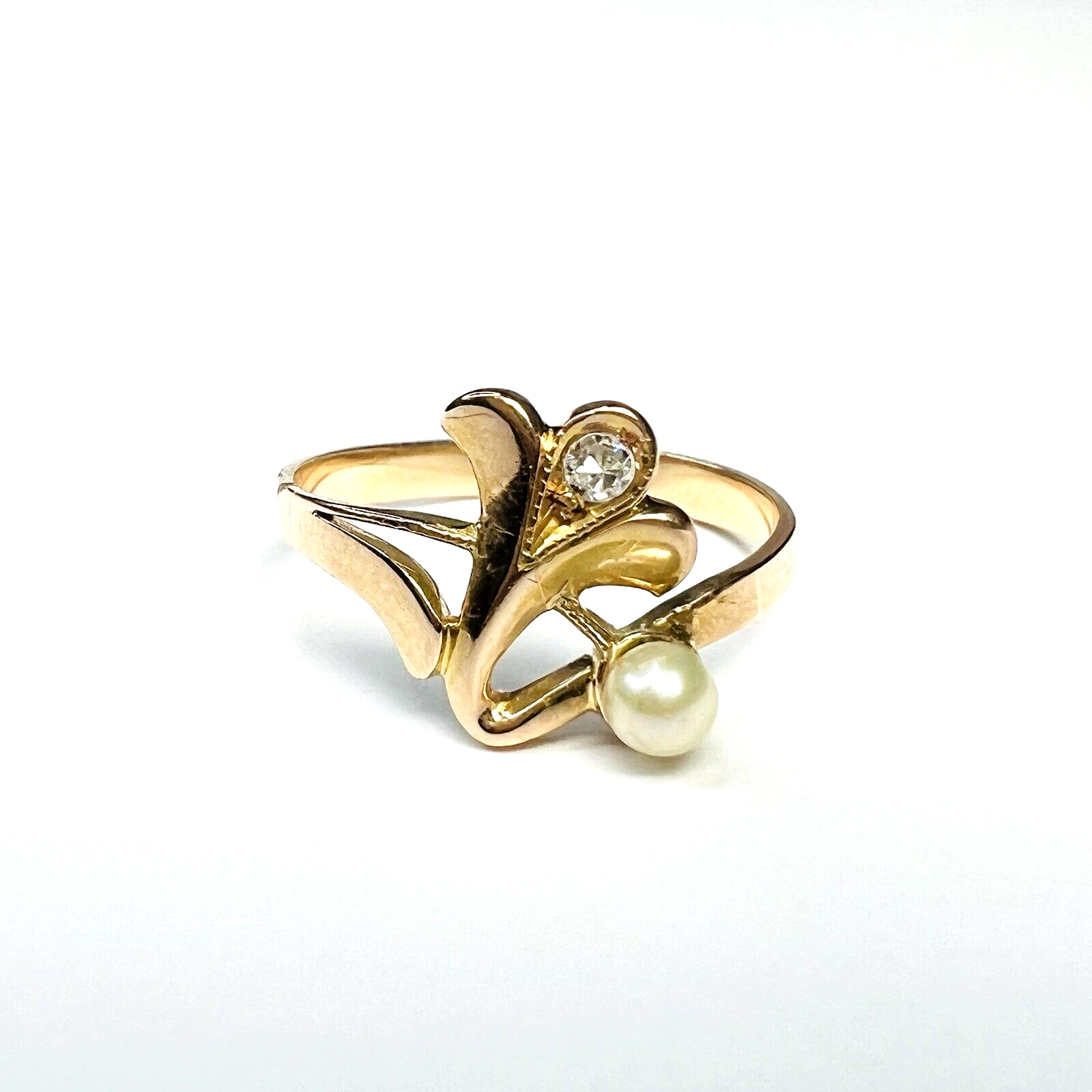 14K Rose Gold Pearl & Diamond Ring Band Size 5.25